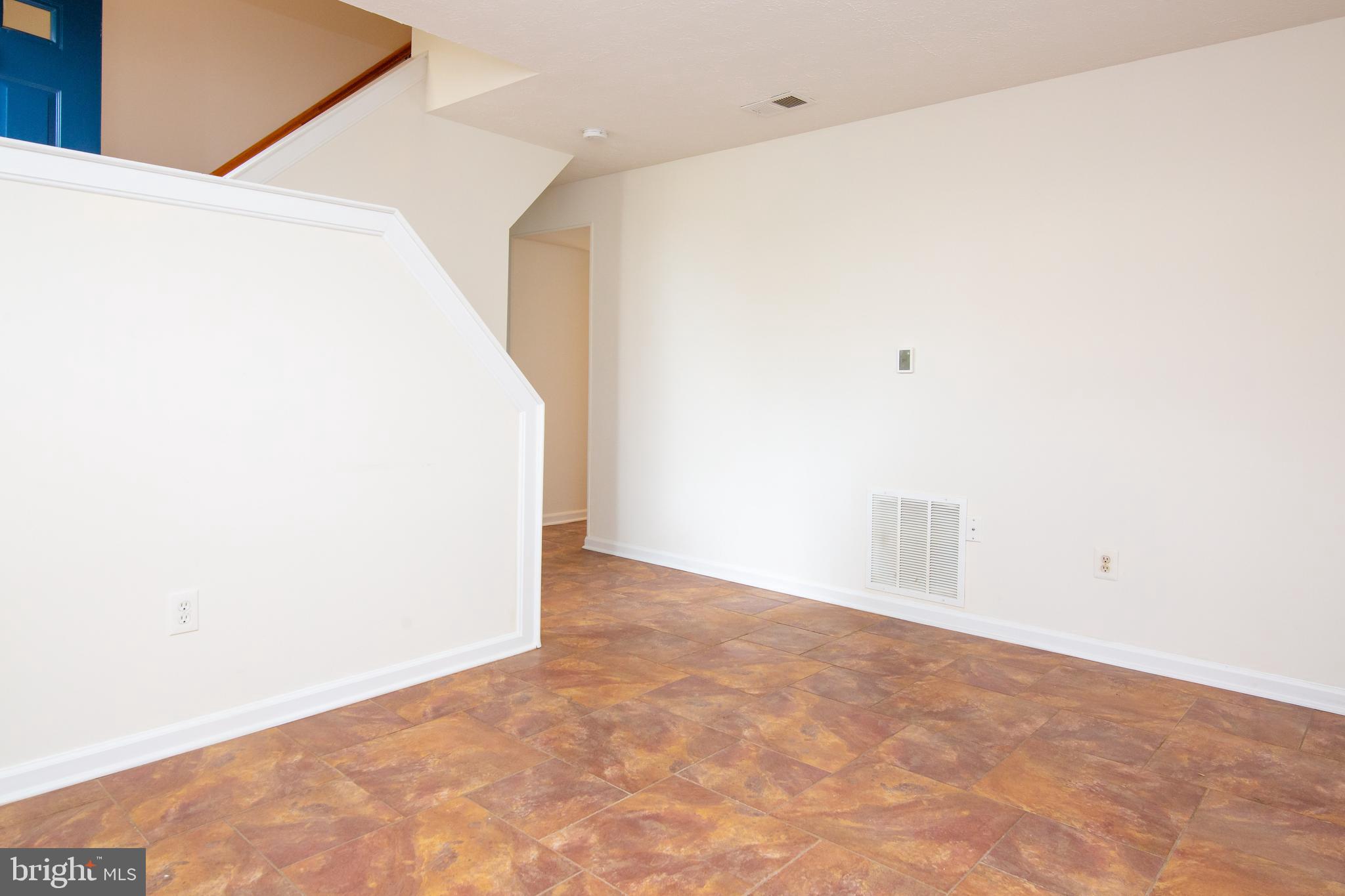 REVELL DOWNS - Residential