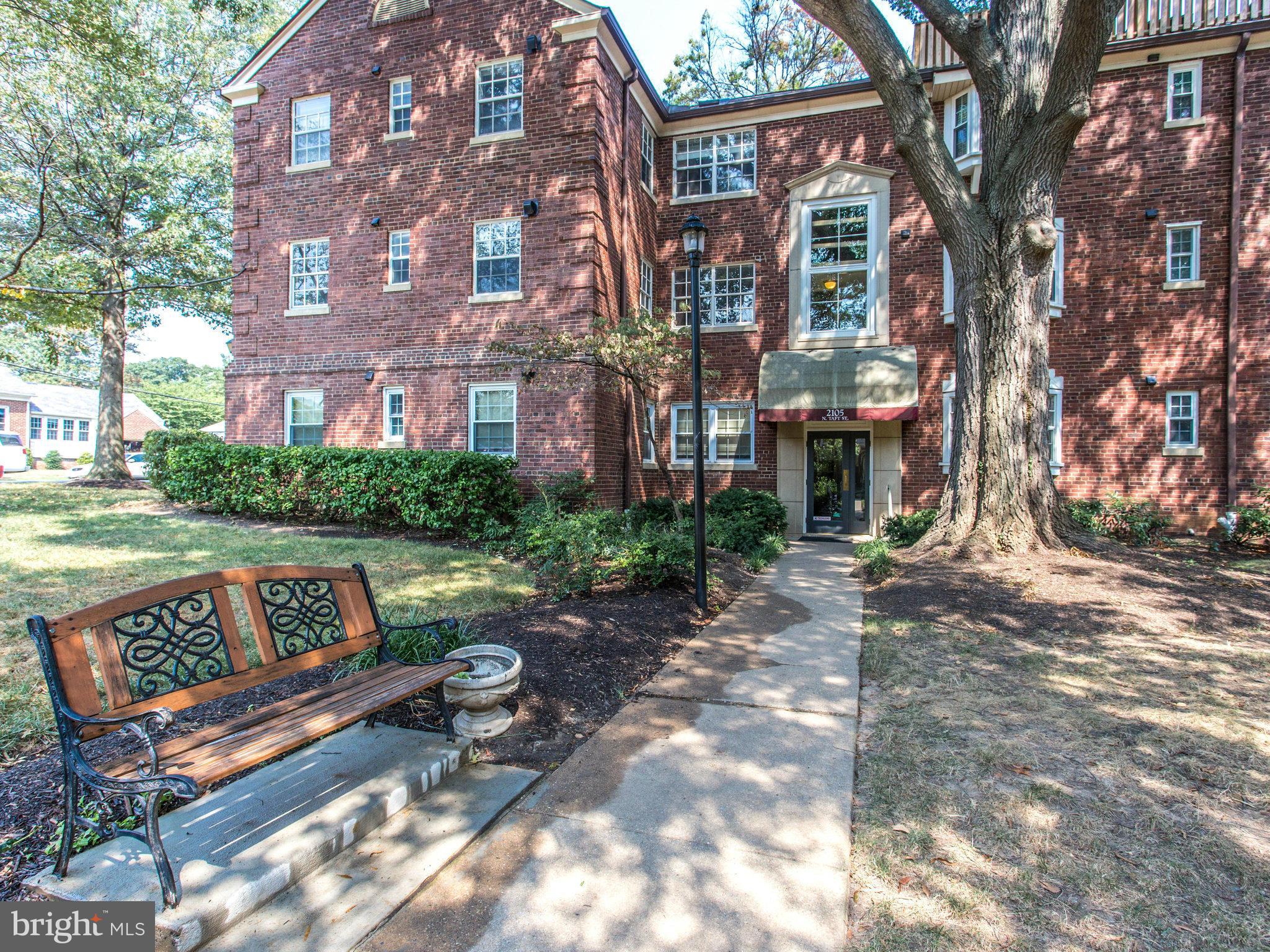 PALISADE GARDENS - Residential