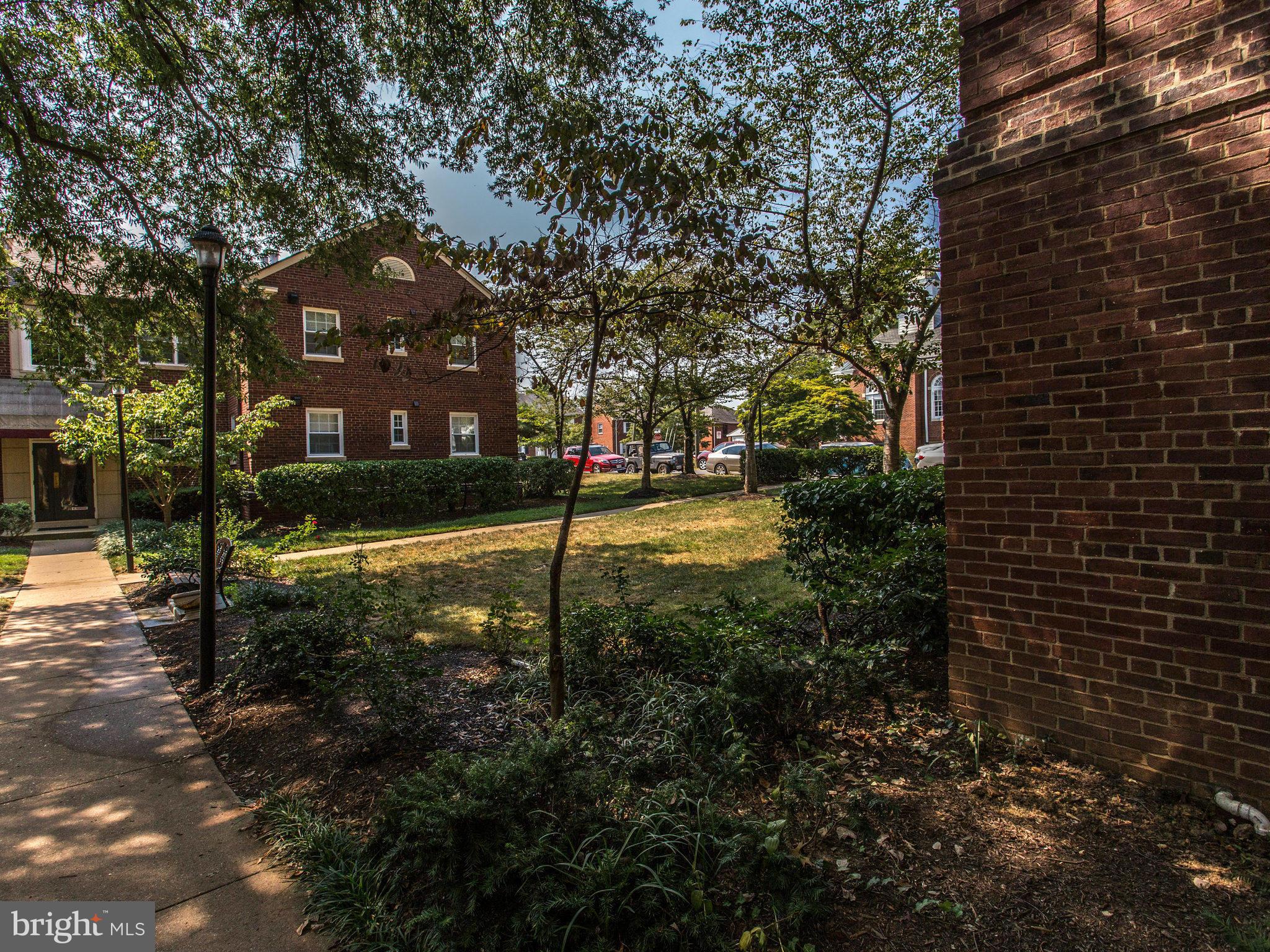 PALISADE GARDENS - Residential