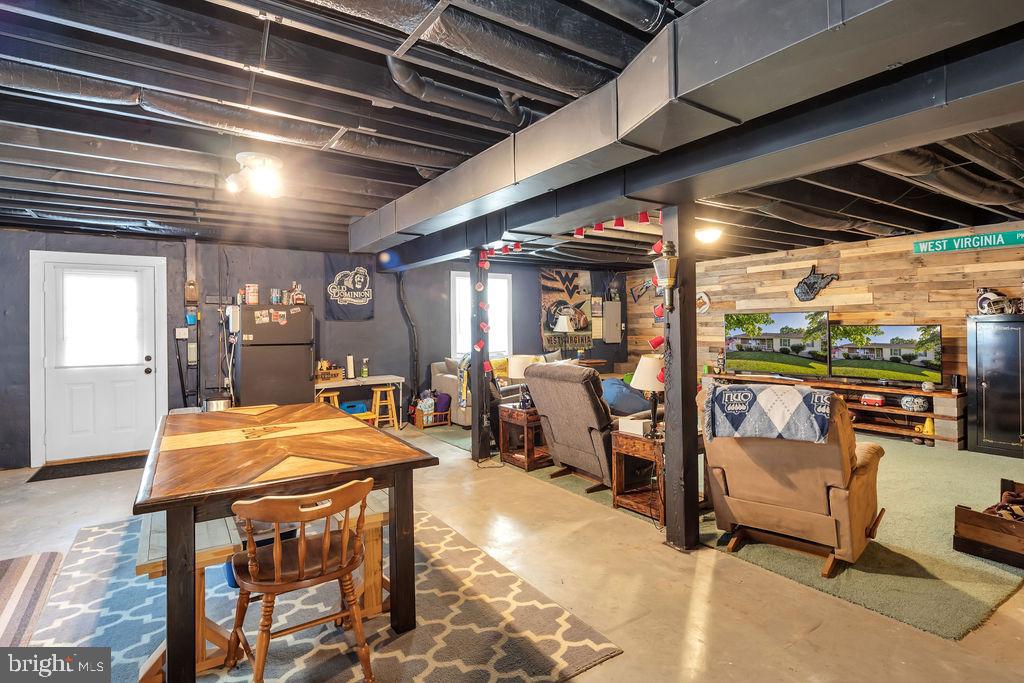 CARLISLE HEIGHTS - Residential