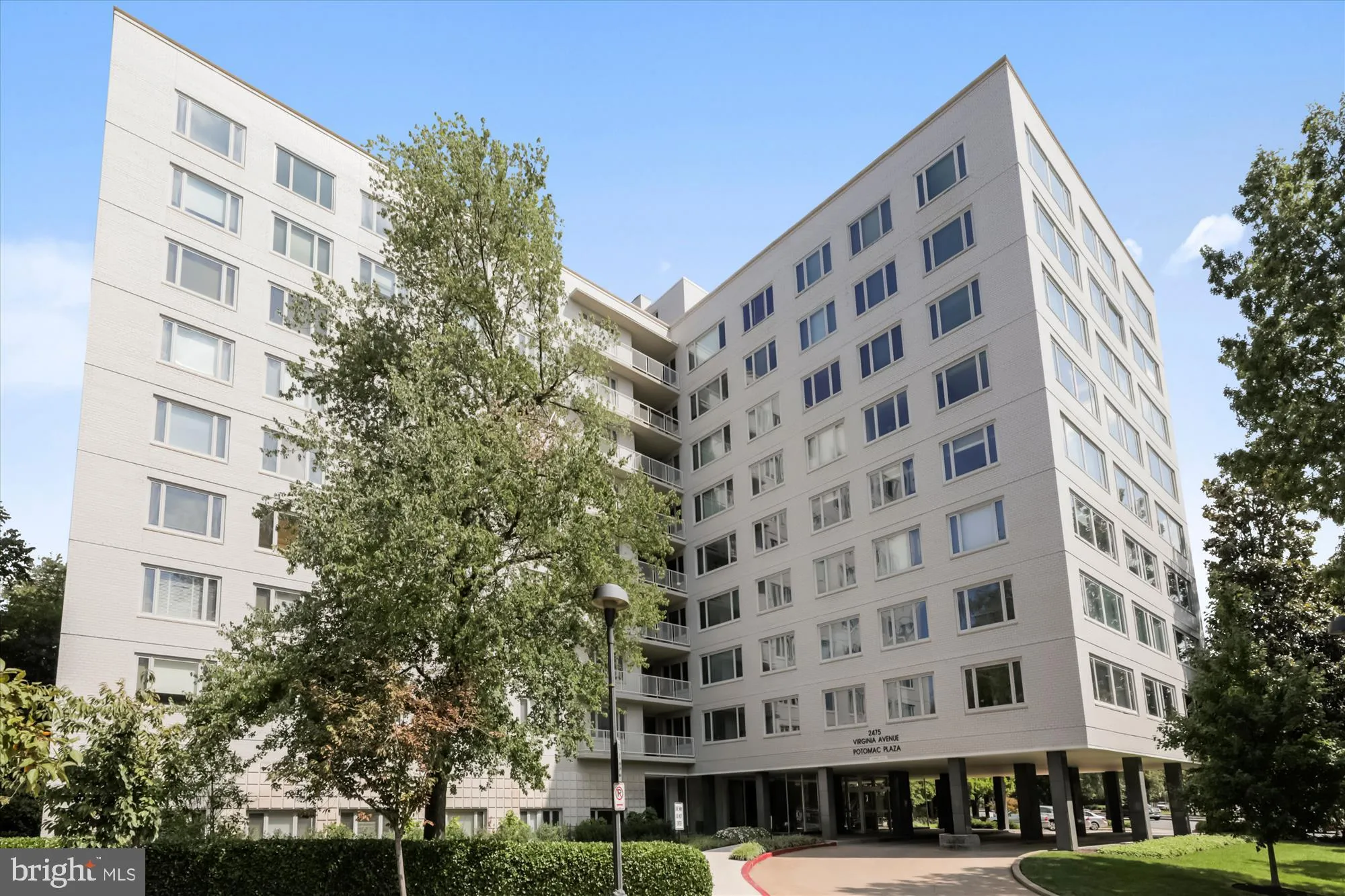 2475 Virginia Avenue NW Unit 302, Washington, DC 20037