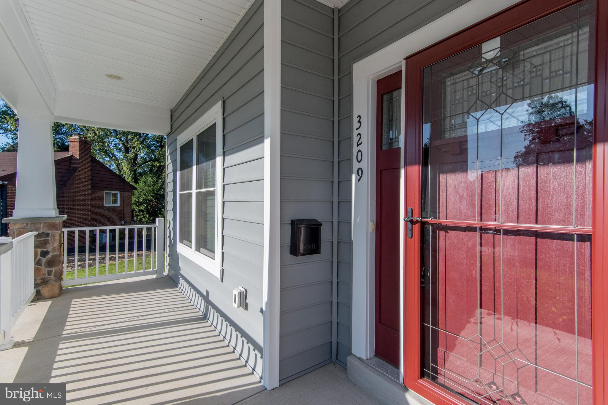 3209 GARY COURT