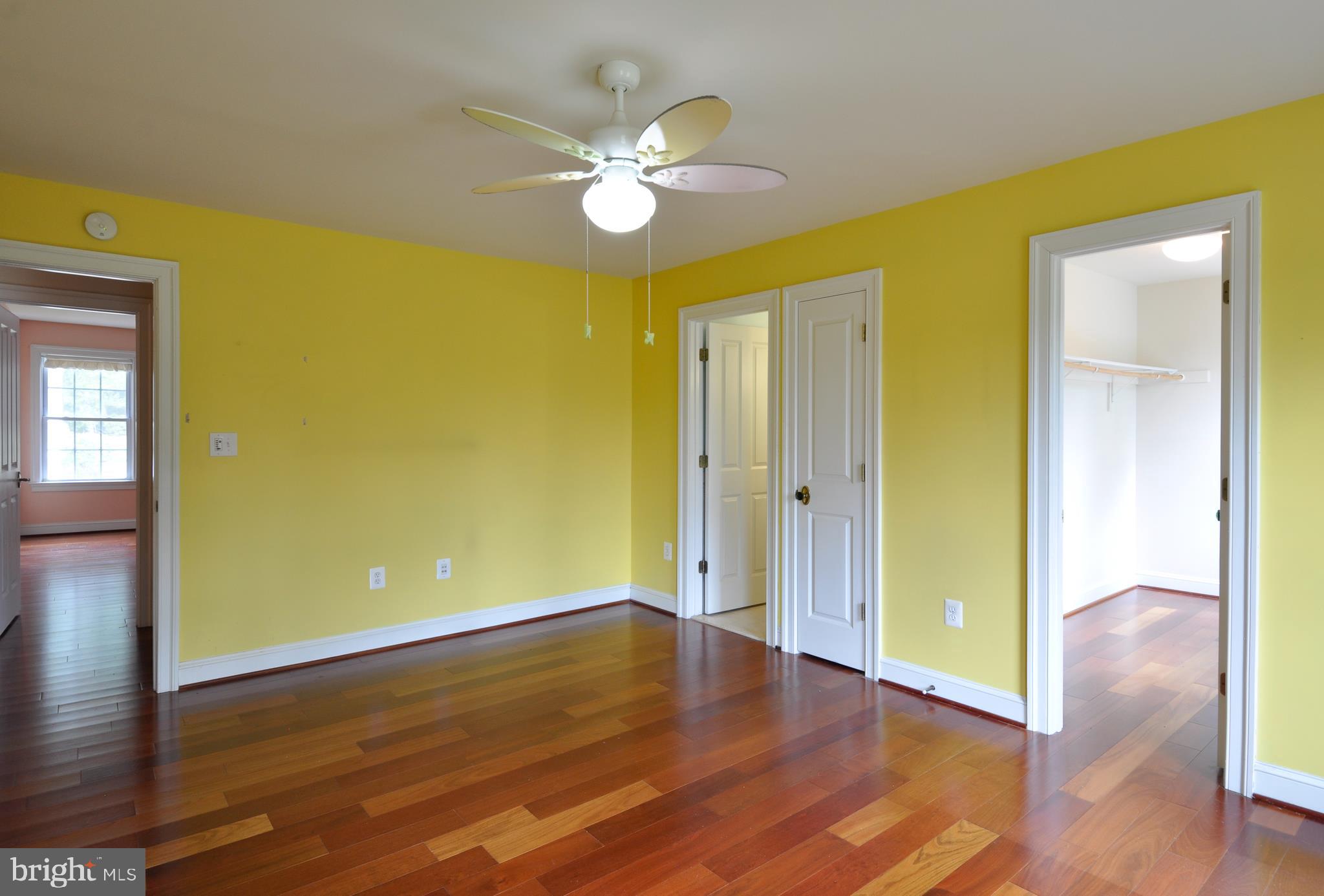 MEADOWBROOK ESTATES - Residential