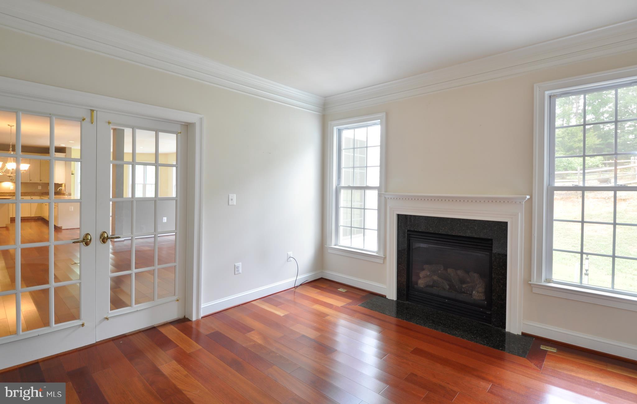 MEADOWBROOK ESTATES - Residential