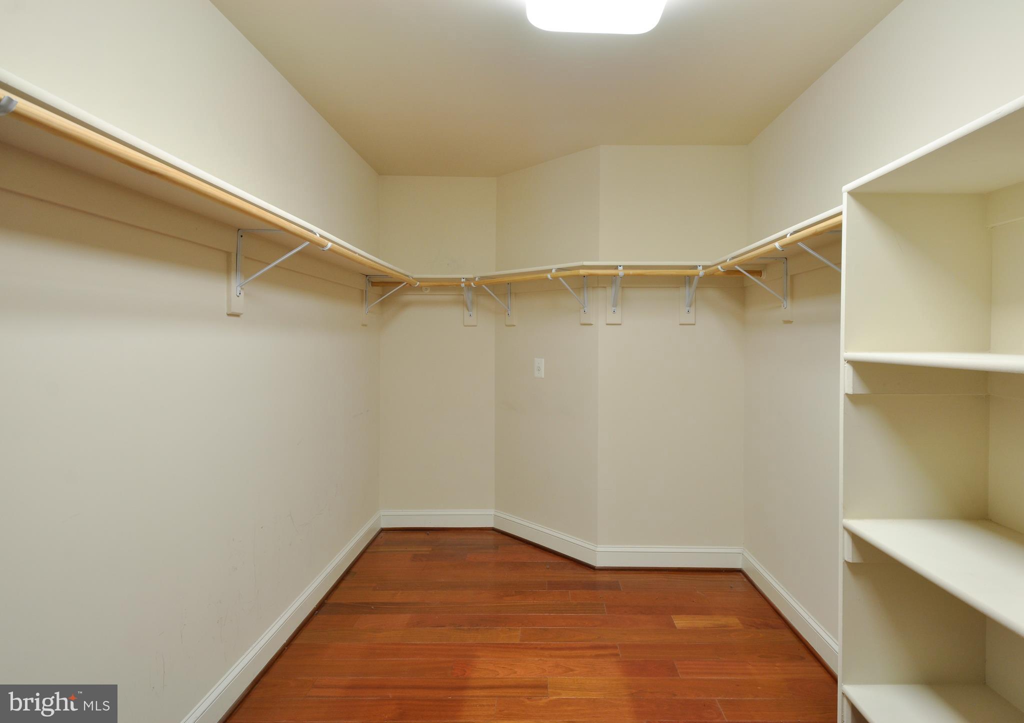 MEADOWBROOK ESTATES - Residential