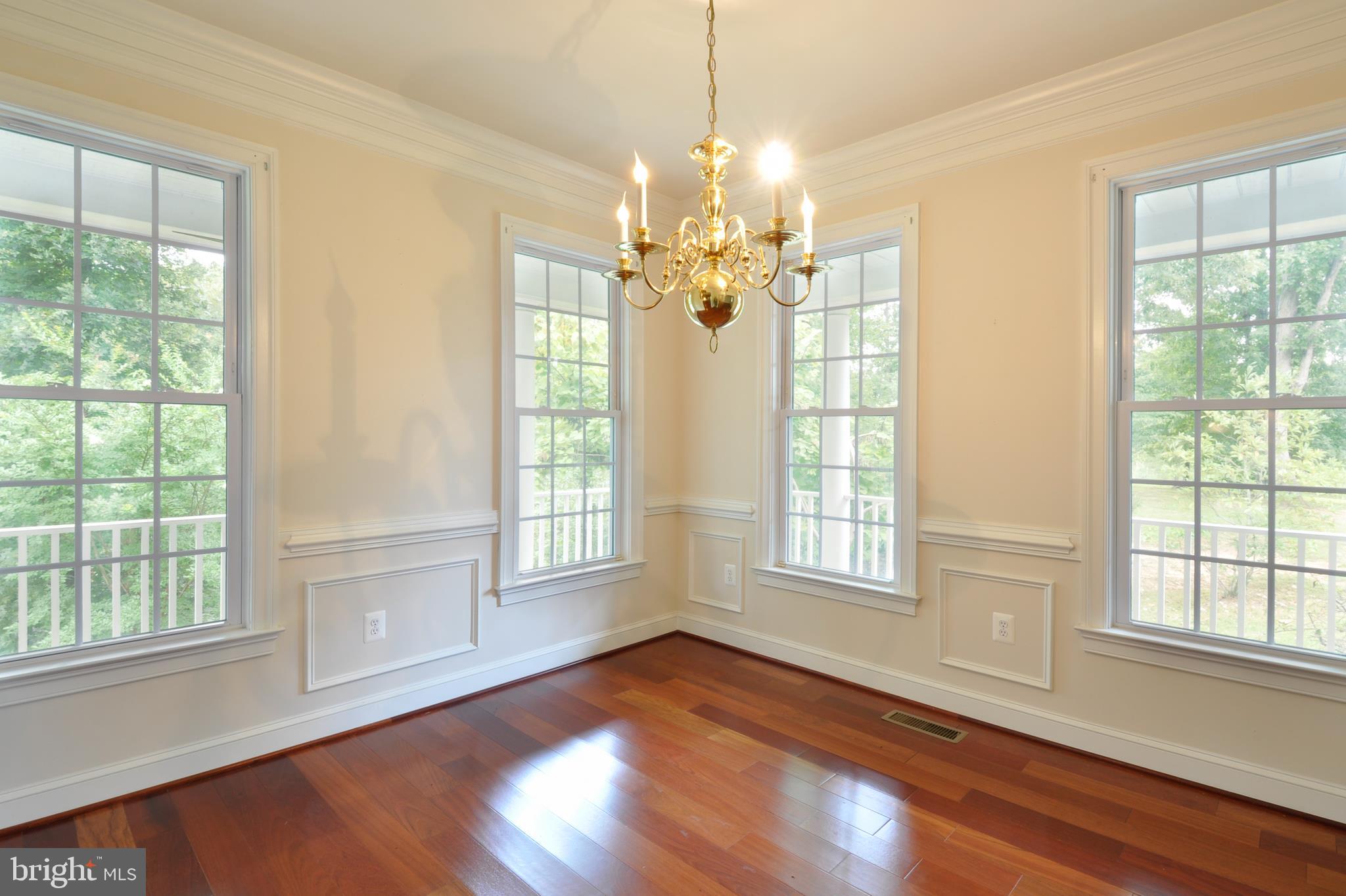 MEADOWBROOK ESTATES - Residential