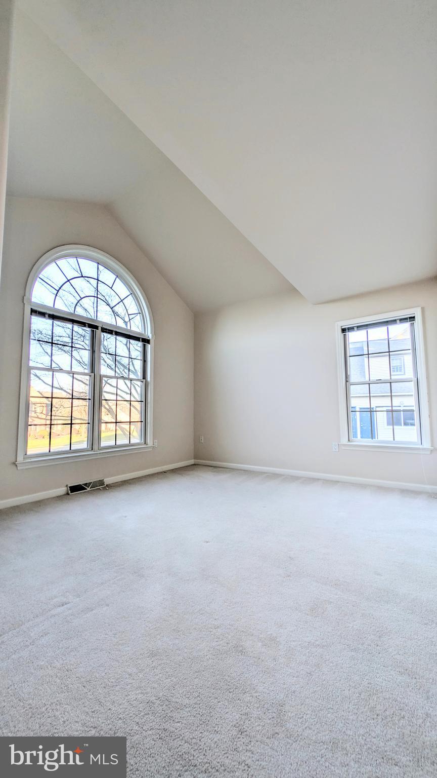 OREGON POINTE - Residential