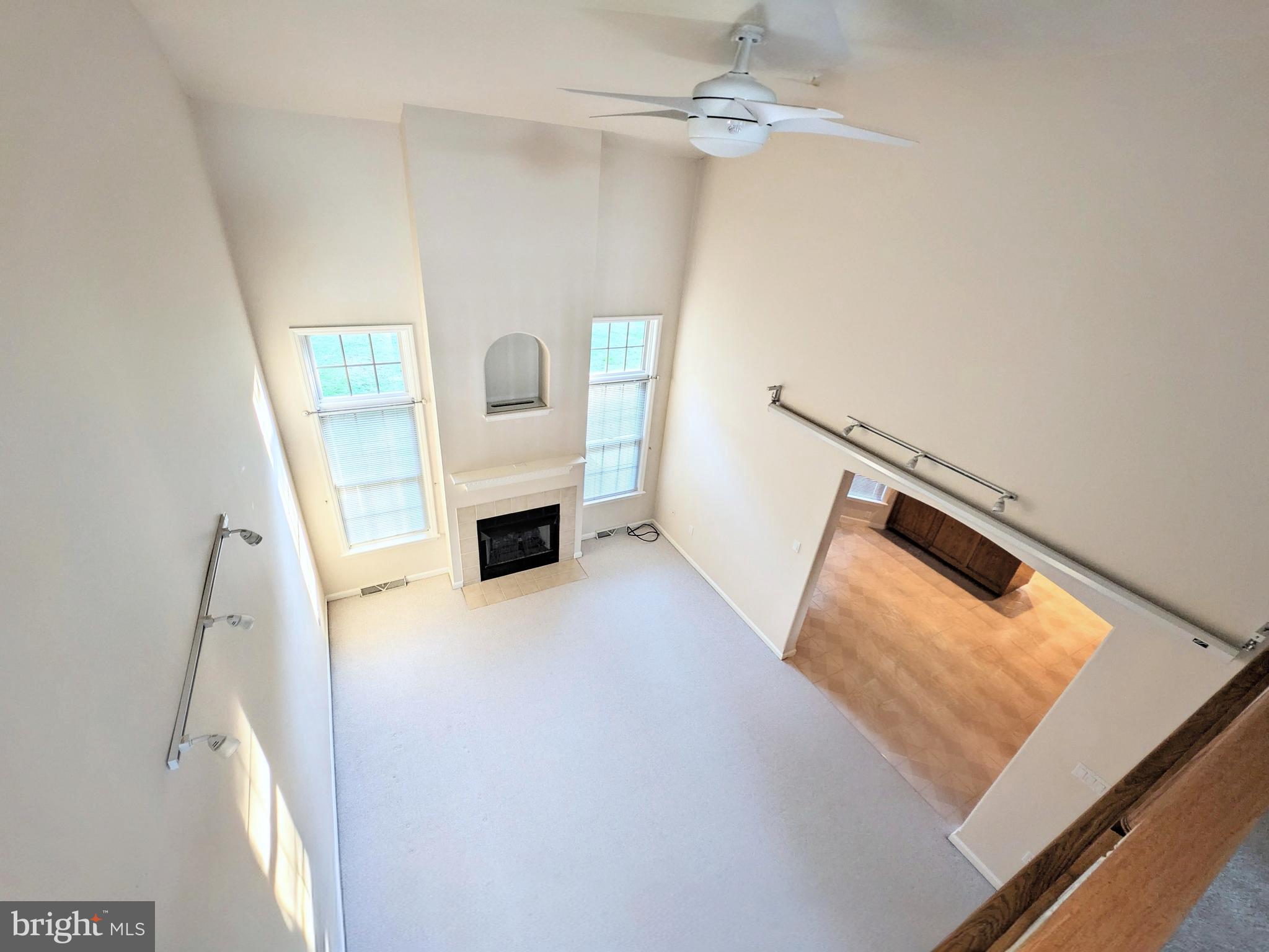 OREGON POINTE - Residential