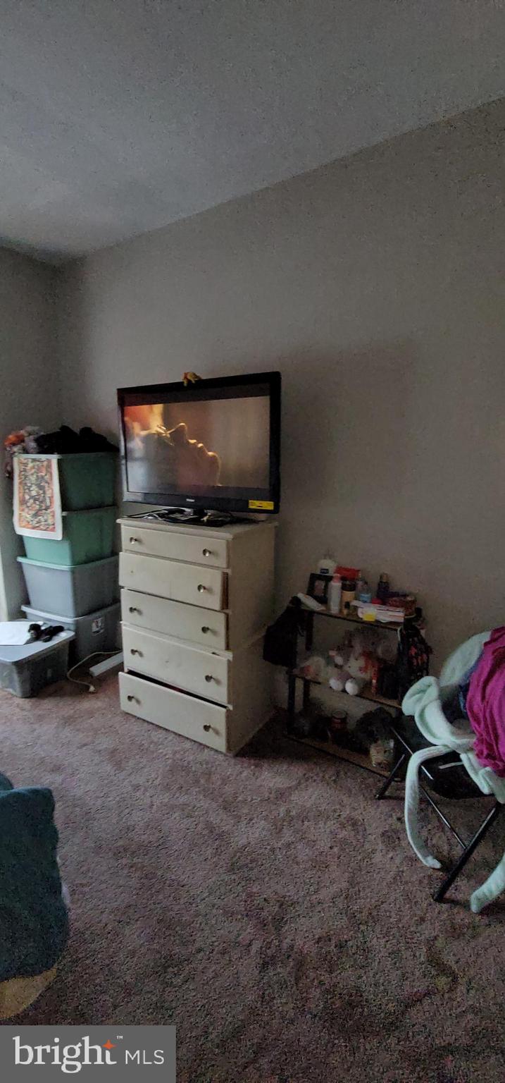 NORTHEAST READING - Residential