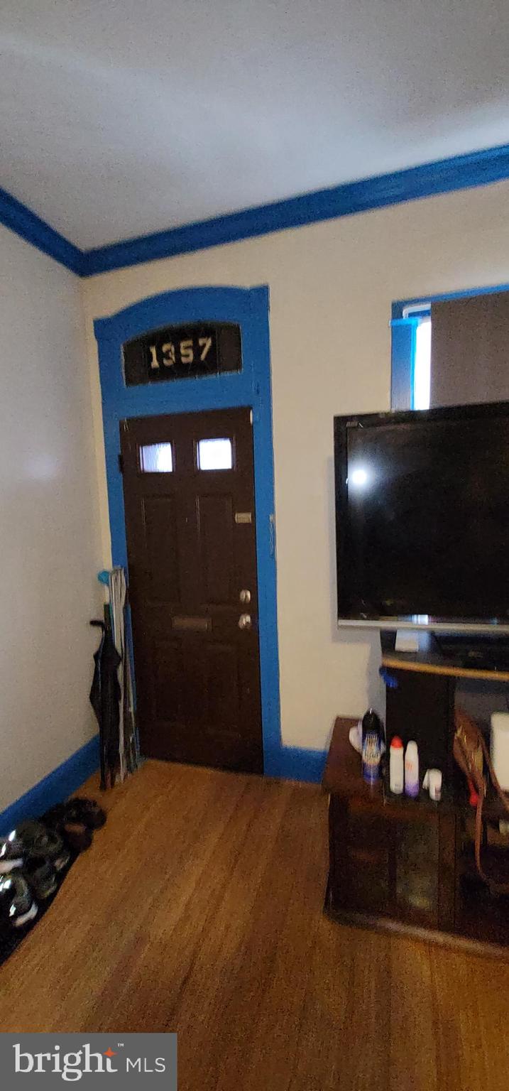 NORTHEAST READING - Residential