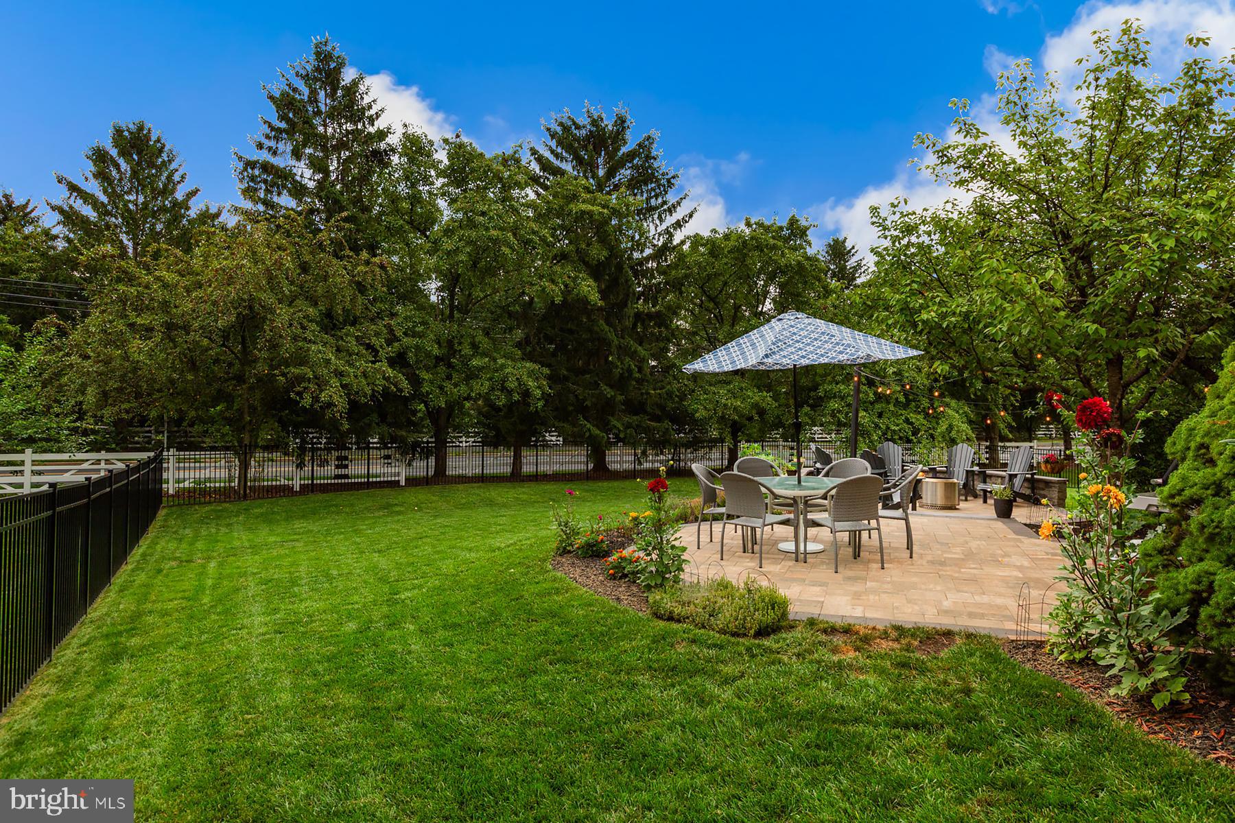866 STONEBRIDGE DRIVE