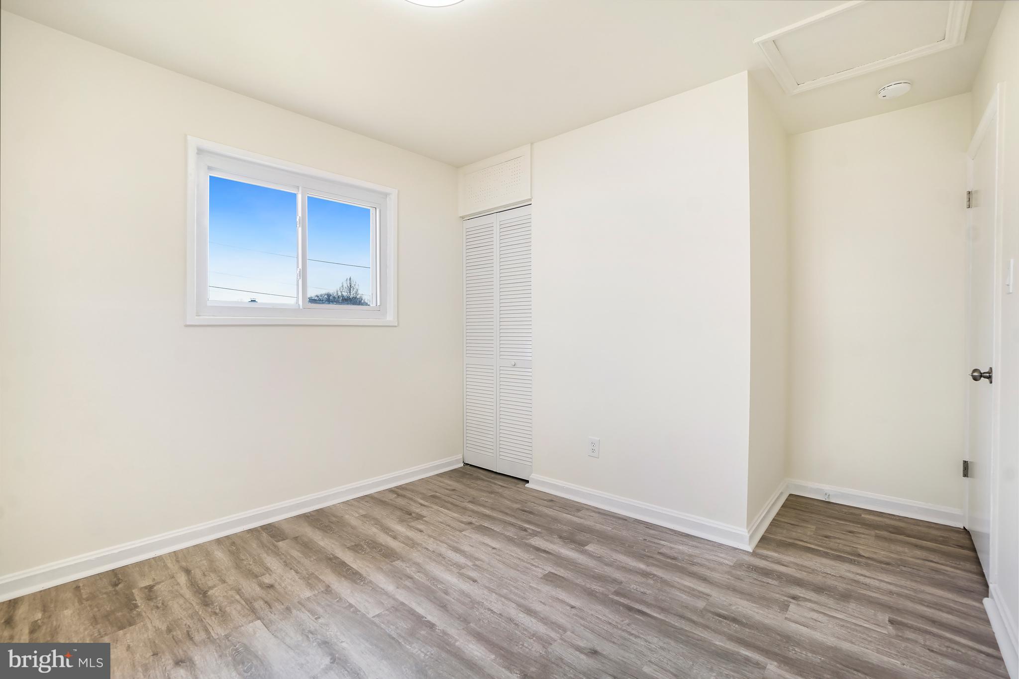 LYNFIELD - Residential