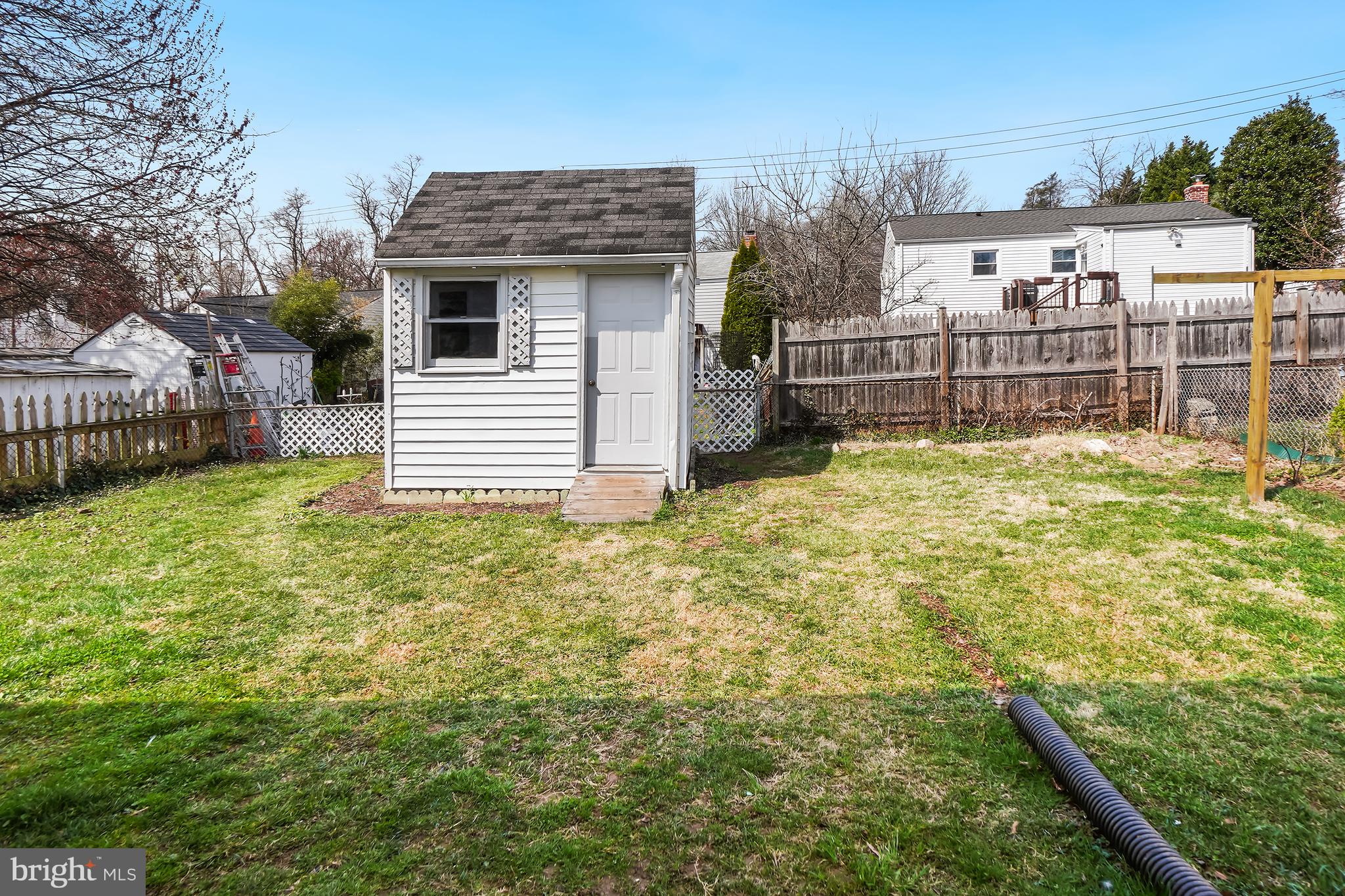 LYNFIELD - Residential