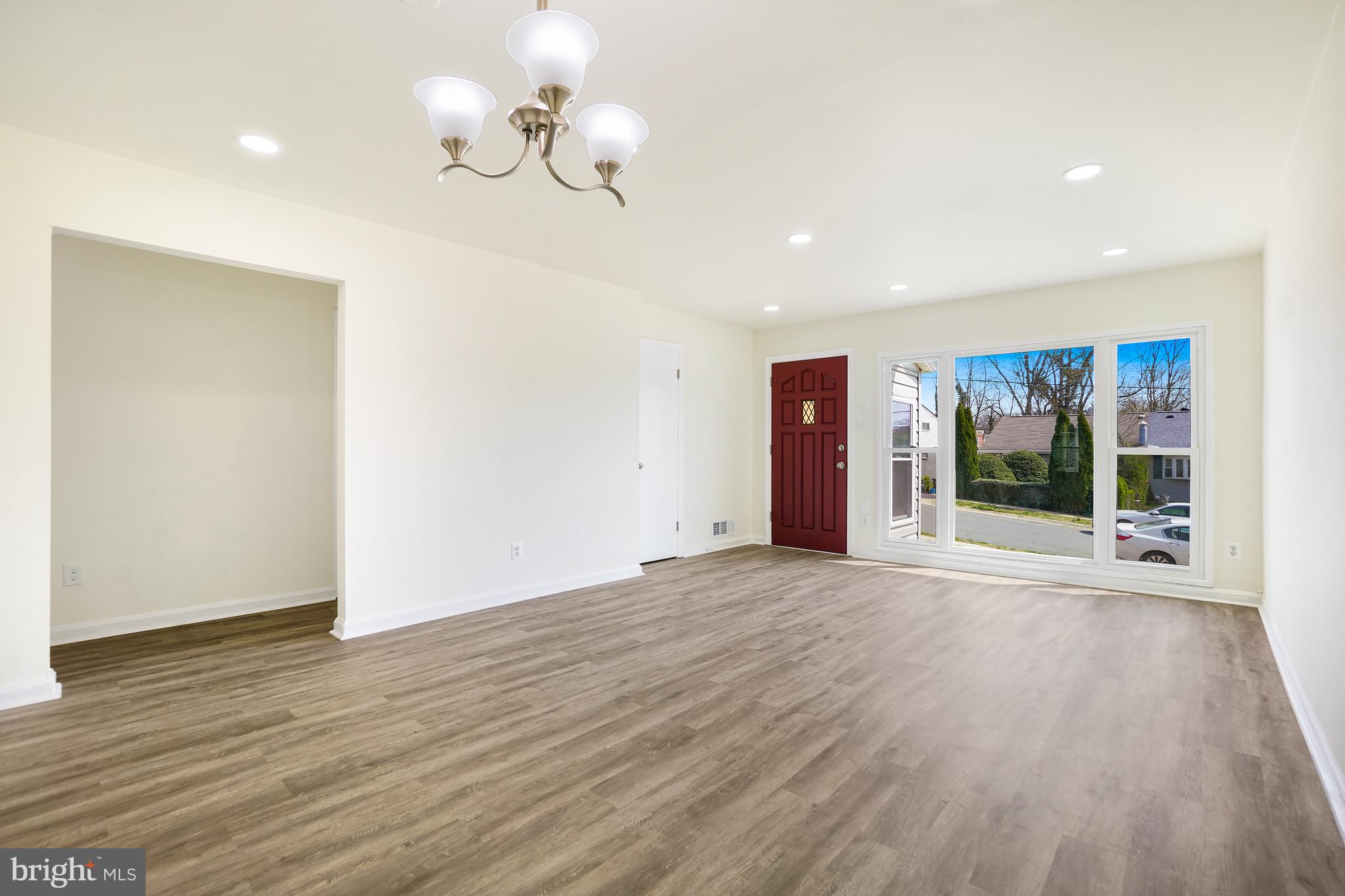 LYNFIELD - Residential