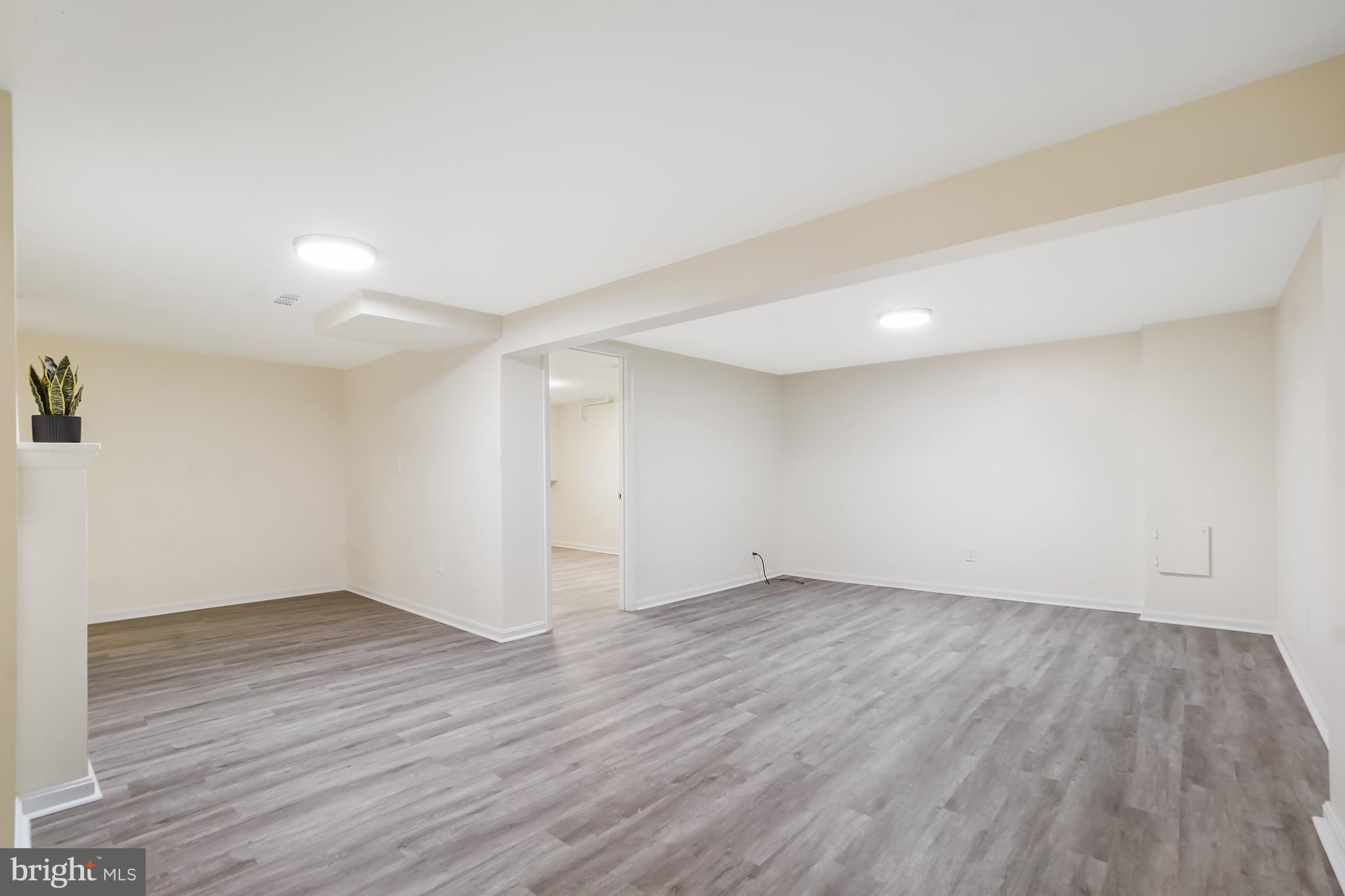 LYNFIELD - Residential