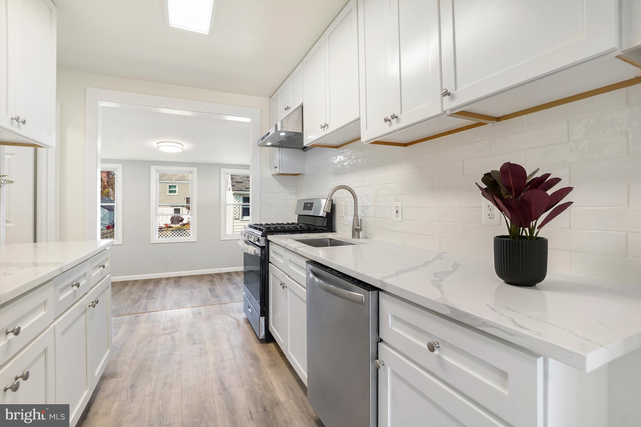 LYNFIELD - Residential