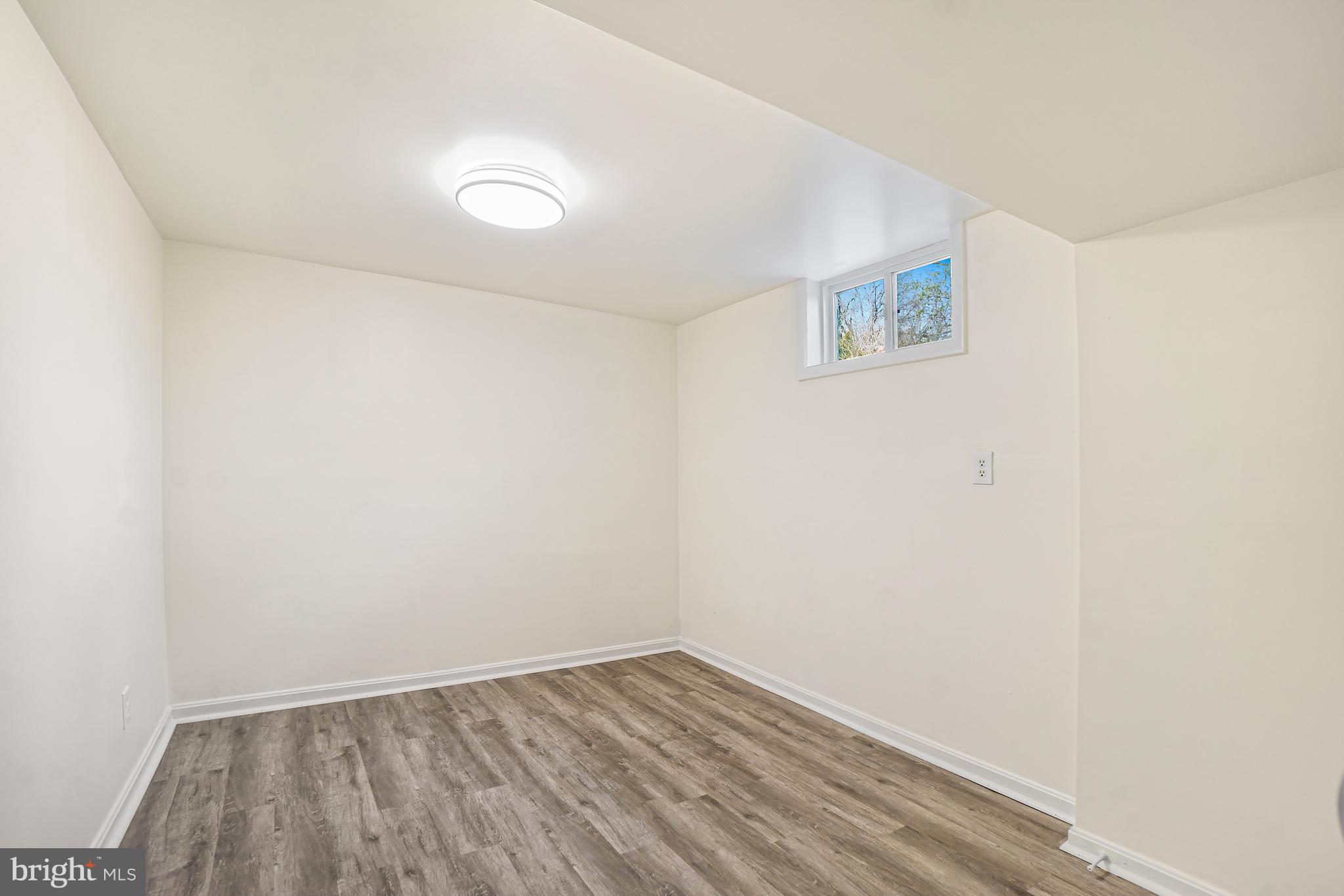 LYNFIELD - Residential