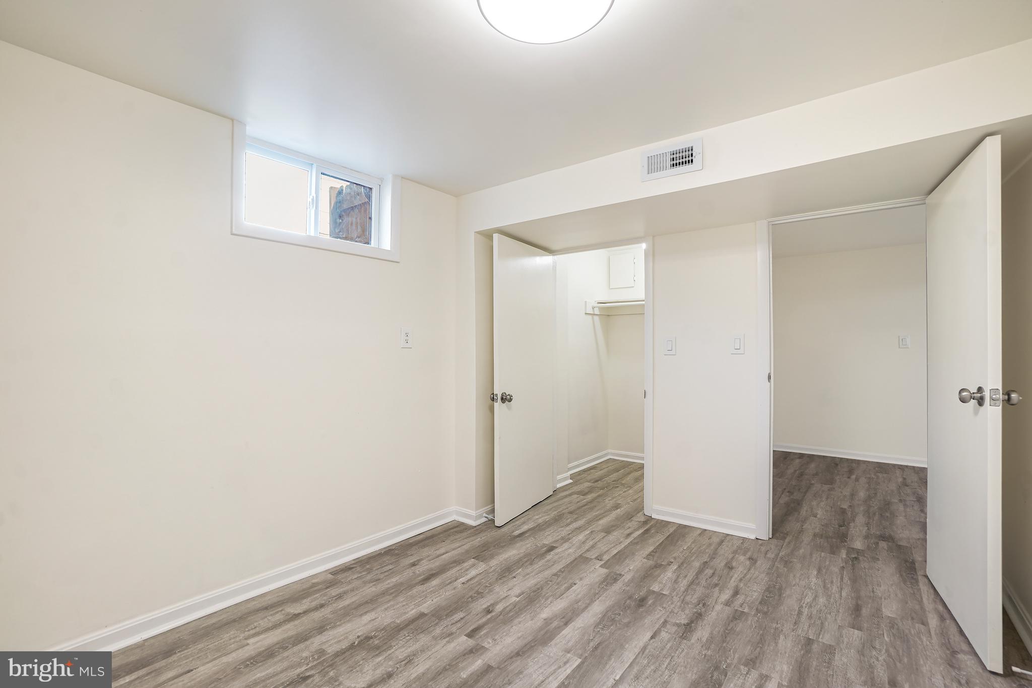 LYNFIELD - Residential