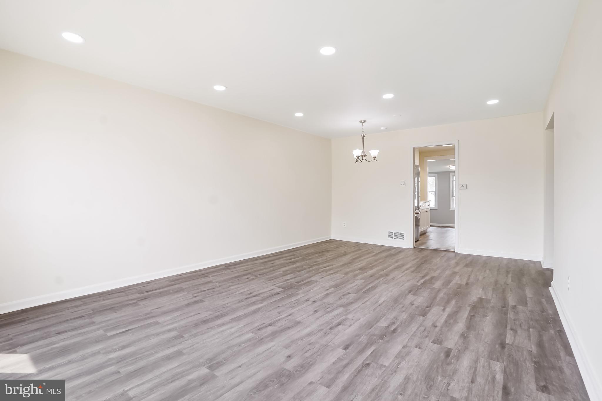 LYNFIELD - Residential