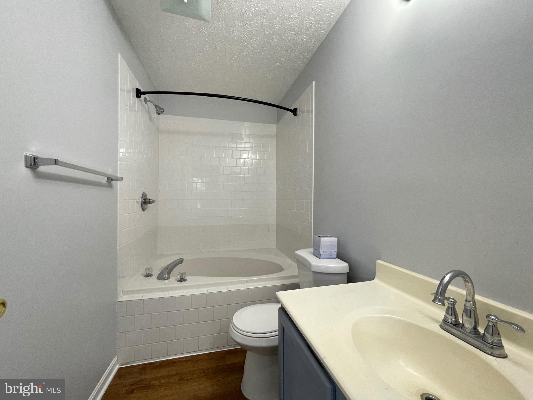 BOWLING BROOK FARMS - Residential