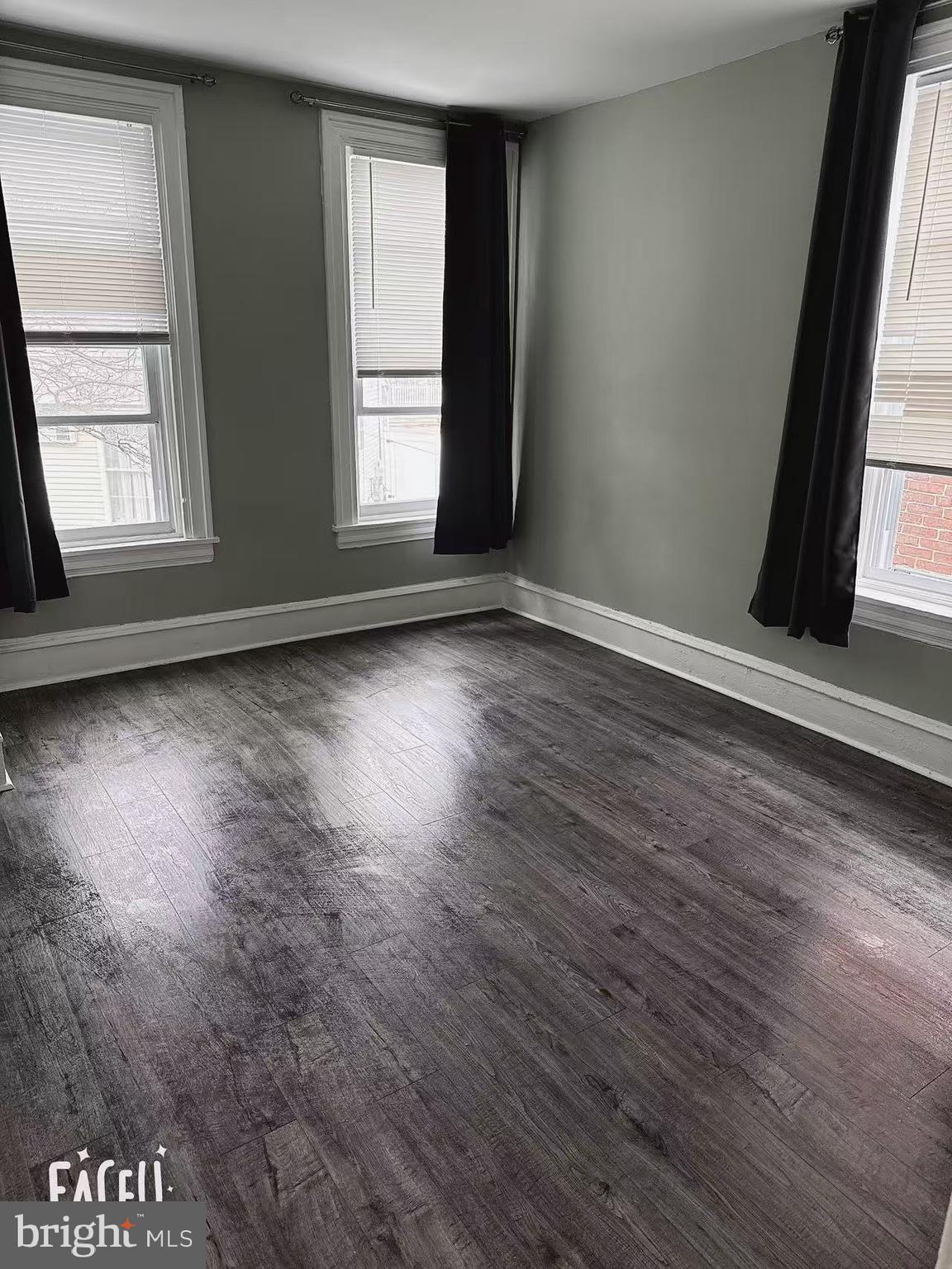 UNIVERSITY CITY - Residential