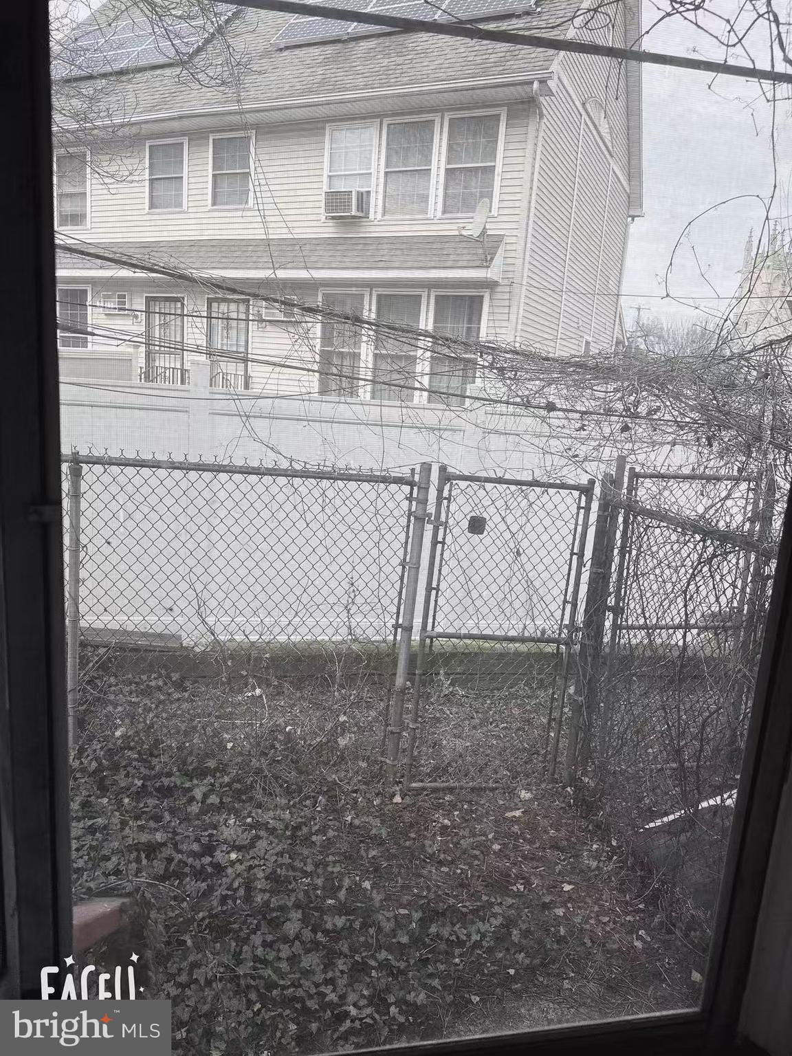 UNIVERSITY CITY - Residential