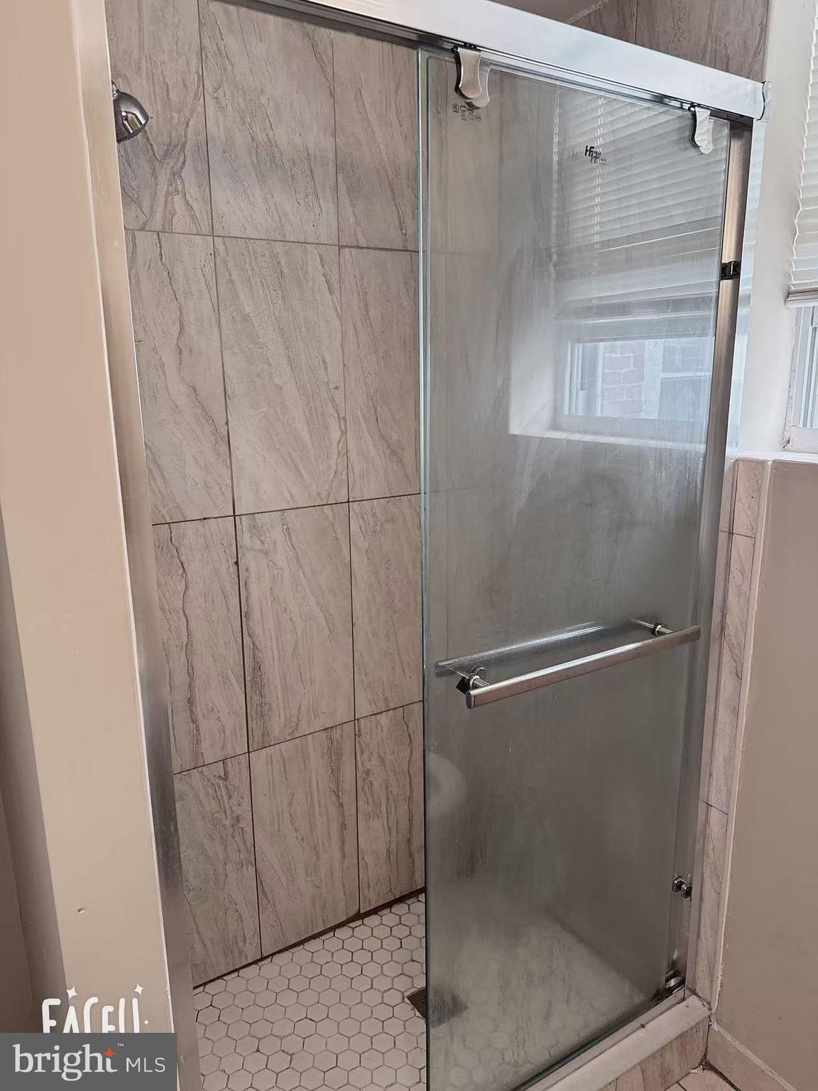 UNIVERSITY CITY - Residential