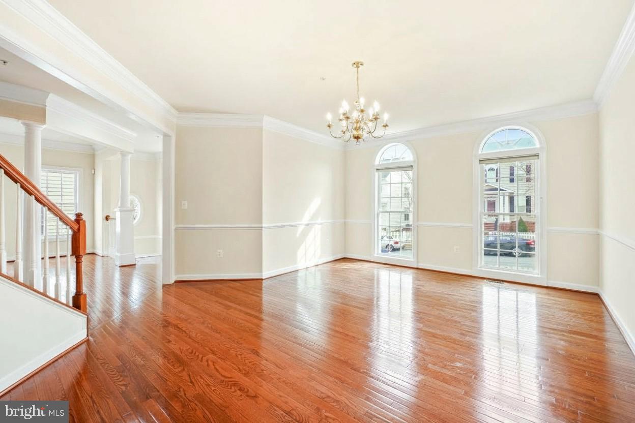 GREENWAY VILLAGE - Residential