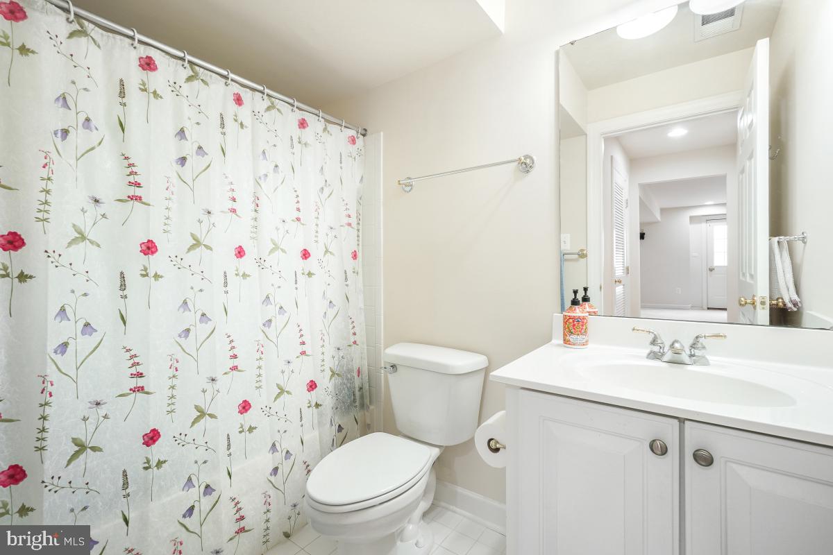 GREENWAY VILLAGE - Residential