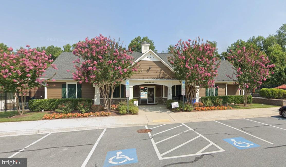 GREENWAY VILLAGE - Residential