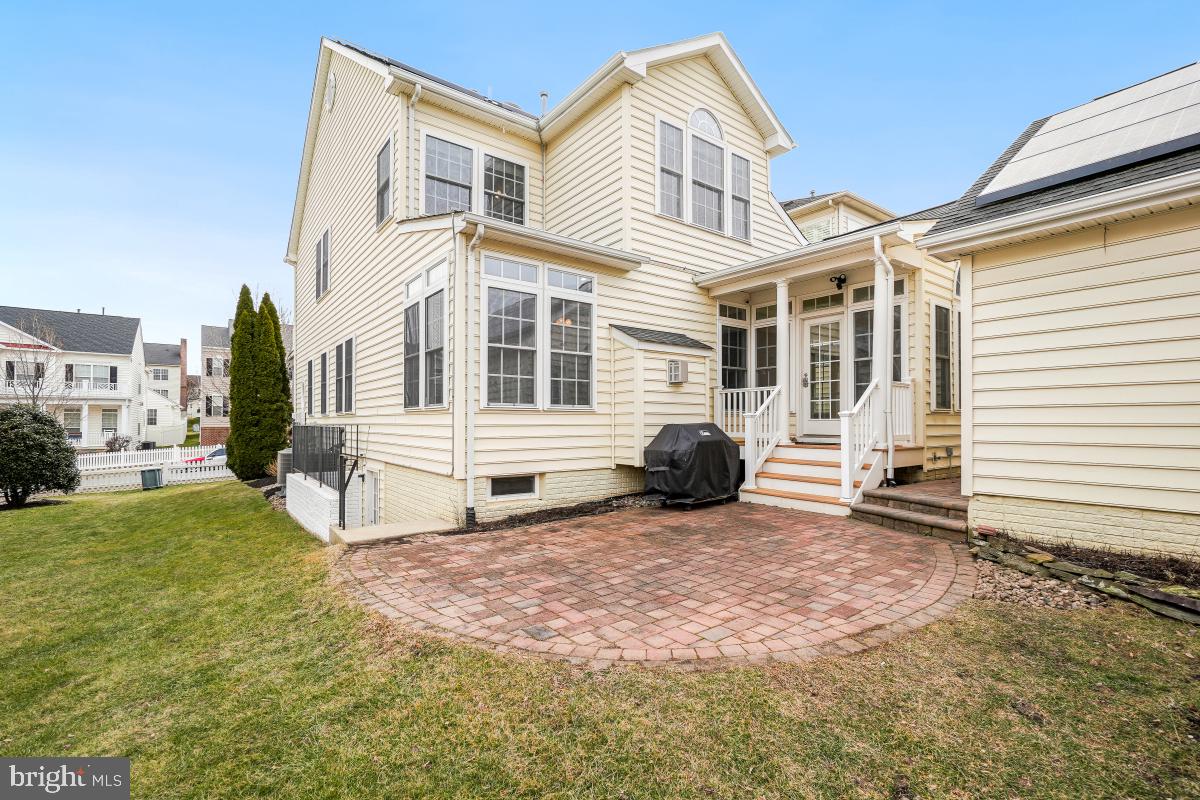 GREENWAY VILLAGE - Residential