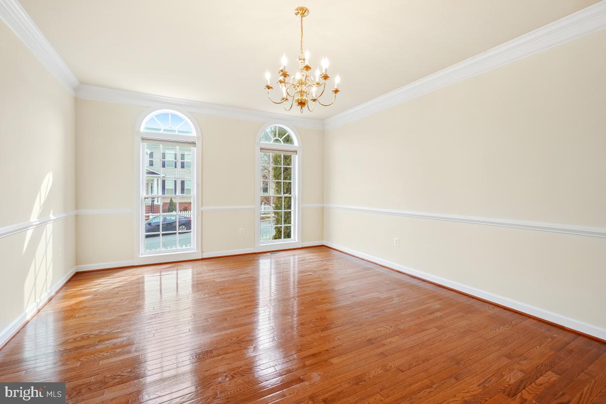 GREENWAY VILLAGE - Residential