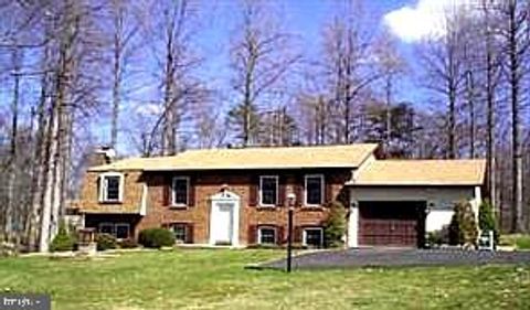 Photo of 8819 Lafayette Drive, OWINGS, MD 20736 (MLS # MDCA2025844)