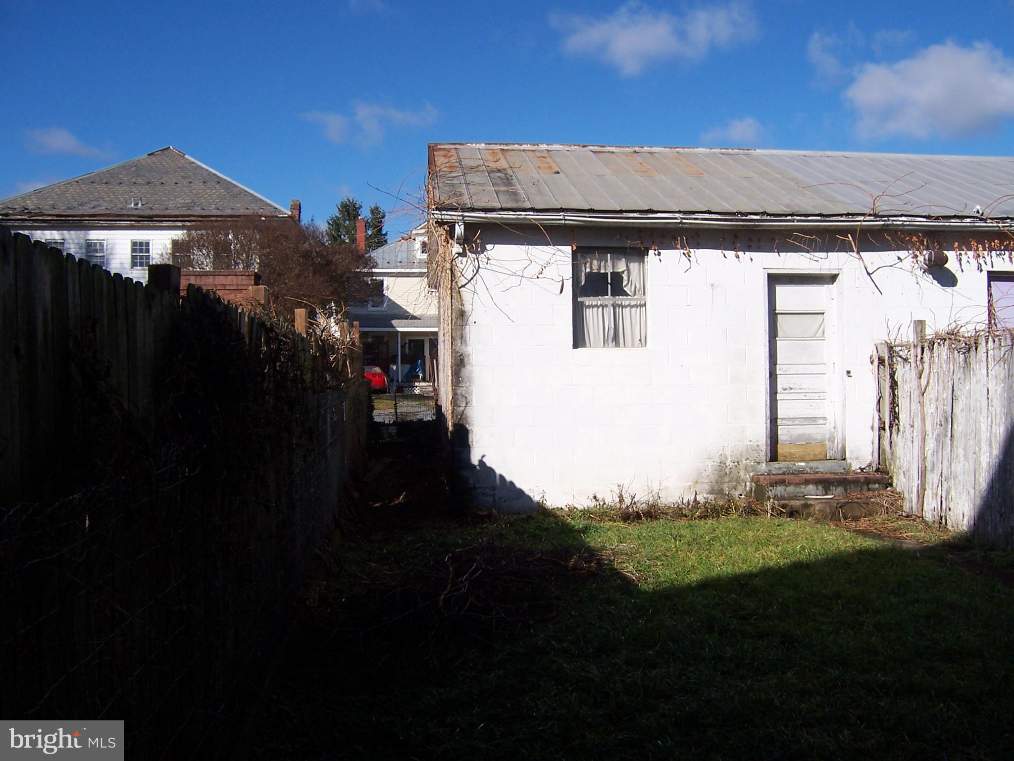 MARTINSBURG CITY - Residential