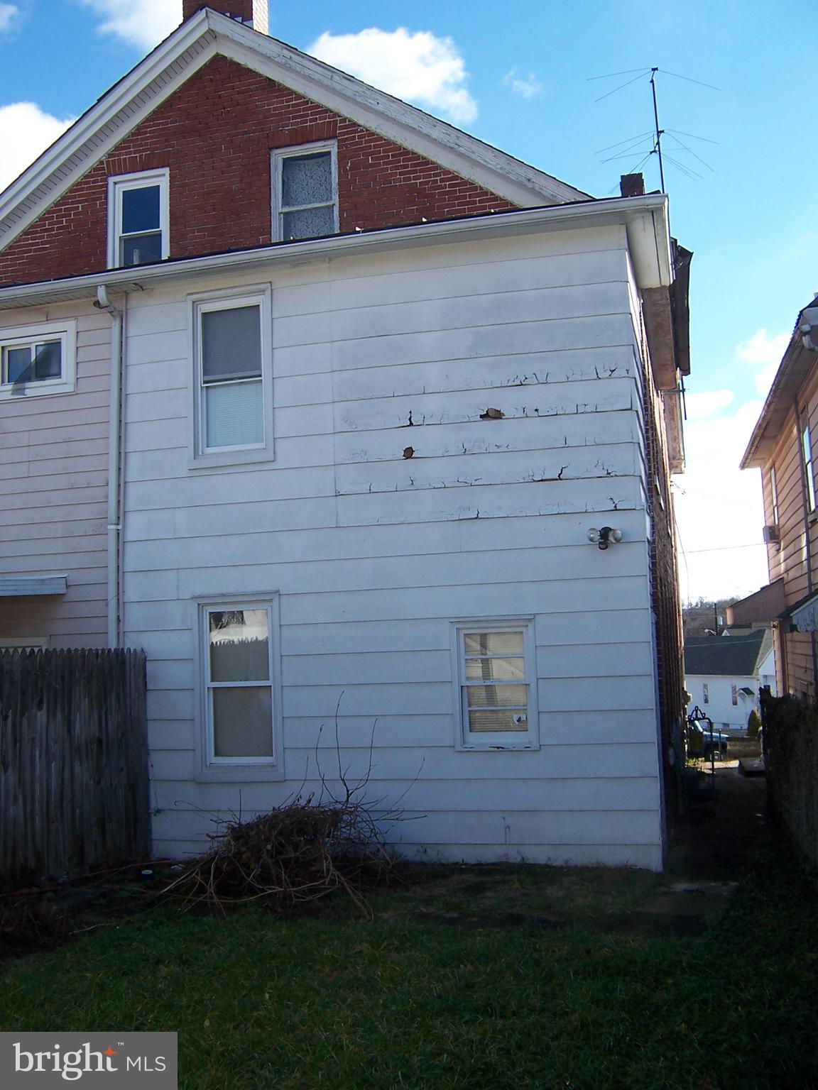 MARTINSBURG CITY - Residential