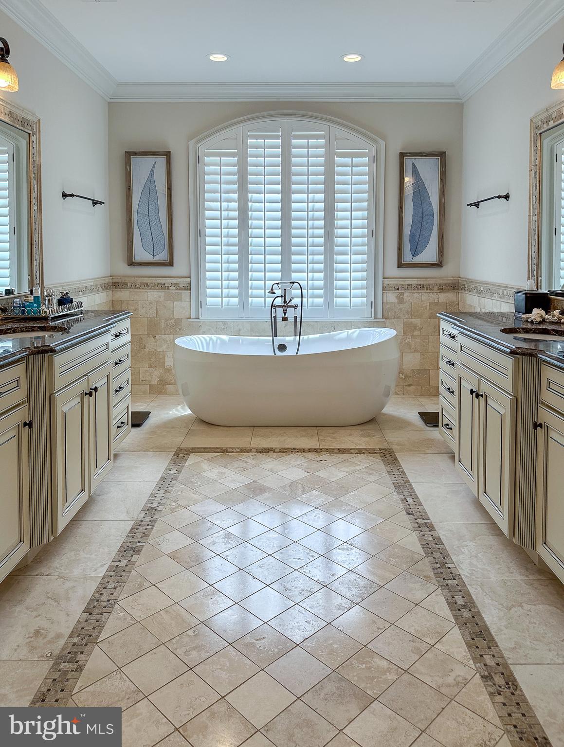 CHESTERBROOK GARDENS - Residential