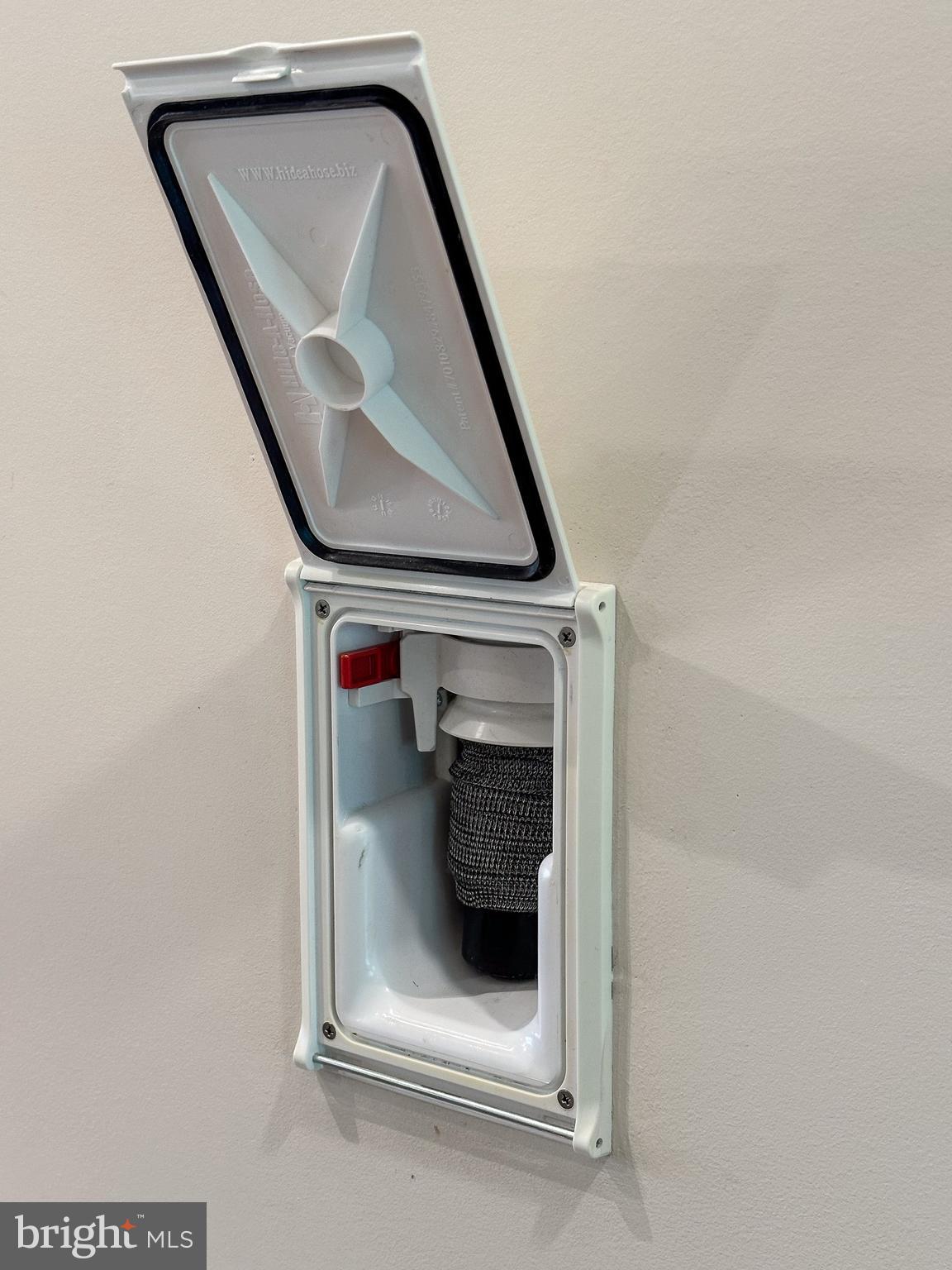 CHESTERBROOK GARDENS - Residential