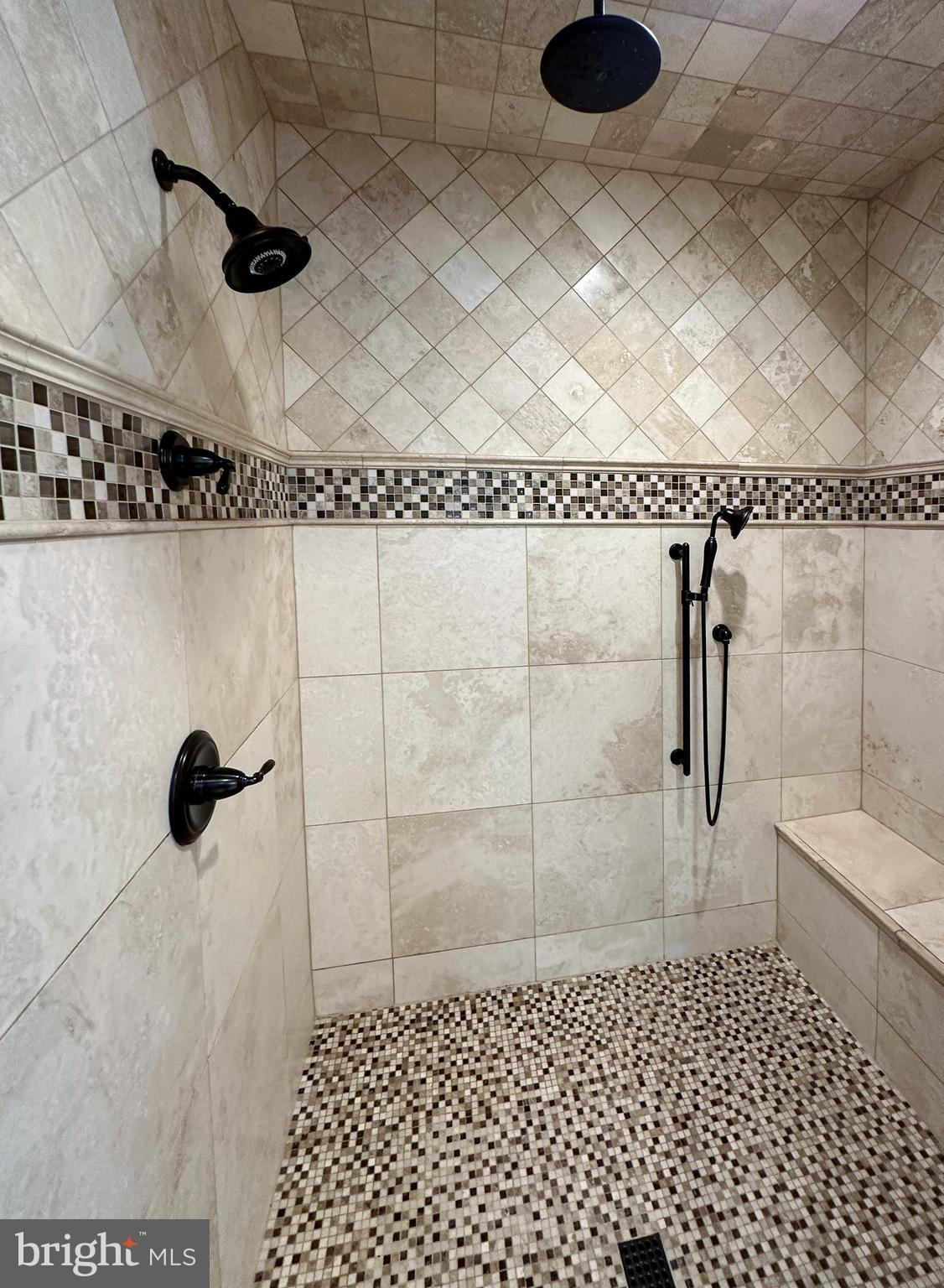 CHESTERBROOK GARDENS - Residential