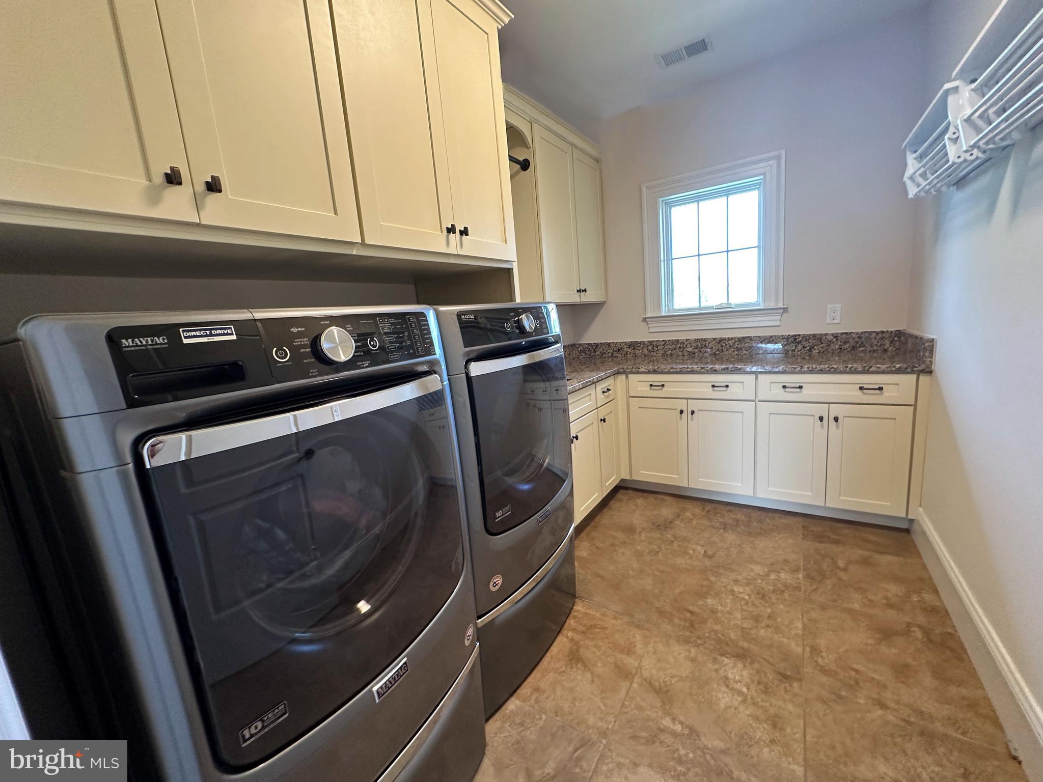 CHESTERBROOK GARDENS - Residential