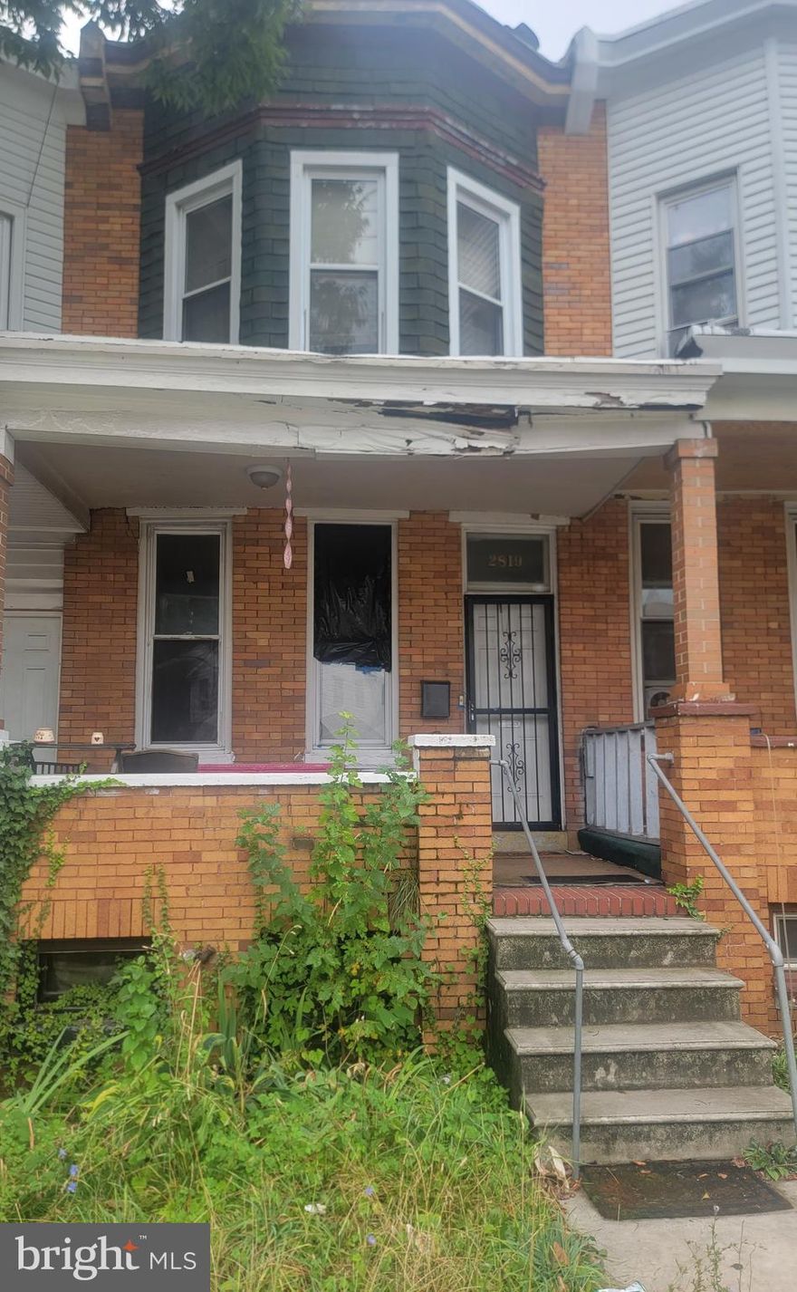 ***PRICE REDUCED***  

Welcome to the Belair-Edison Community. This home features 3 large size bedrooms, 1.5 bath, and a walkout door to the backyard. 

This property is being sold AS-IS  and the seller will not be making any repairs.

Excellent opportunity for all my INVESTORS!!! 

Schedule your showing today!!!!