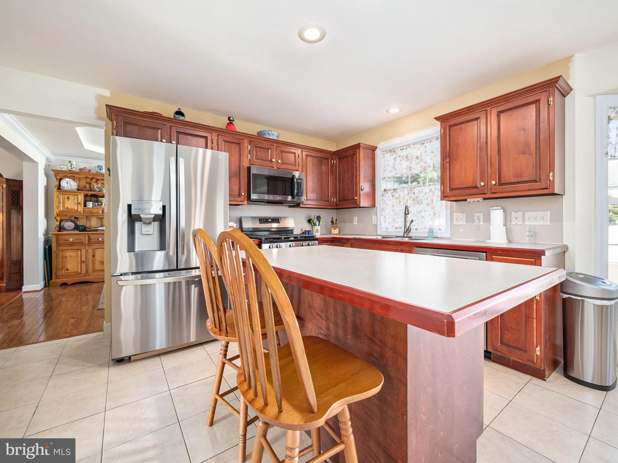 Blandon, Pennsylvania 19510, United States, 4 Bedrooms Bedrooms, ,3 BathroomsBathrooms,Residential,Pending,214512