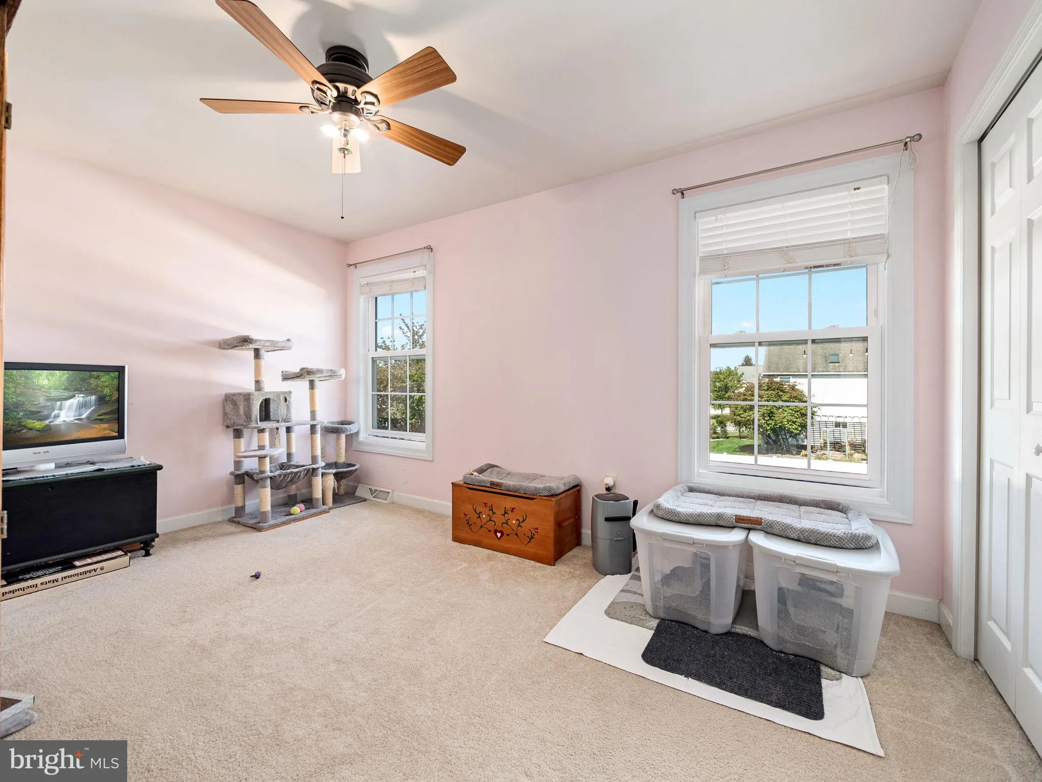 Blandon, Pennsylvania 19510, United States, 4 Bedrooms Bedrooms, ,3 BathroomsBathrooms,Residential,Pending,214512