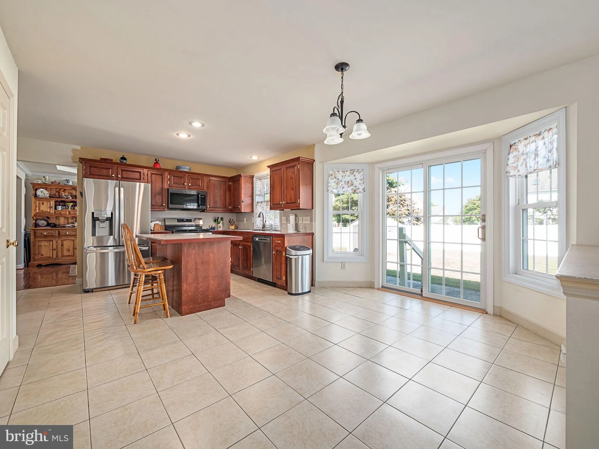 Blandon, Pennsylvania 19510, United States, 4 Bedrooms Bedrooms, ,3 BathroomsBathrooms,Residential,Pending,214512