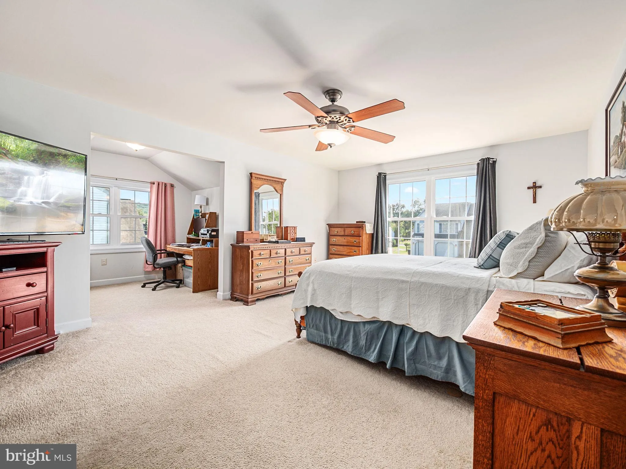 Blandon, Pennsylvania 19510, United States, 4 Bedrooms Bedrooms, ,3 BathroomsBathrooms,Residential,Pending,214512