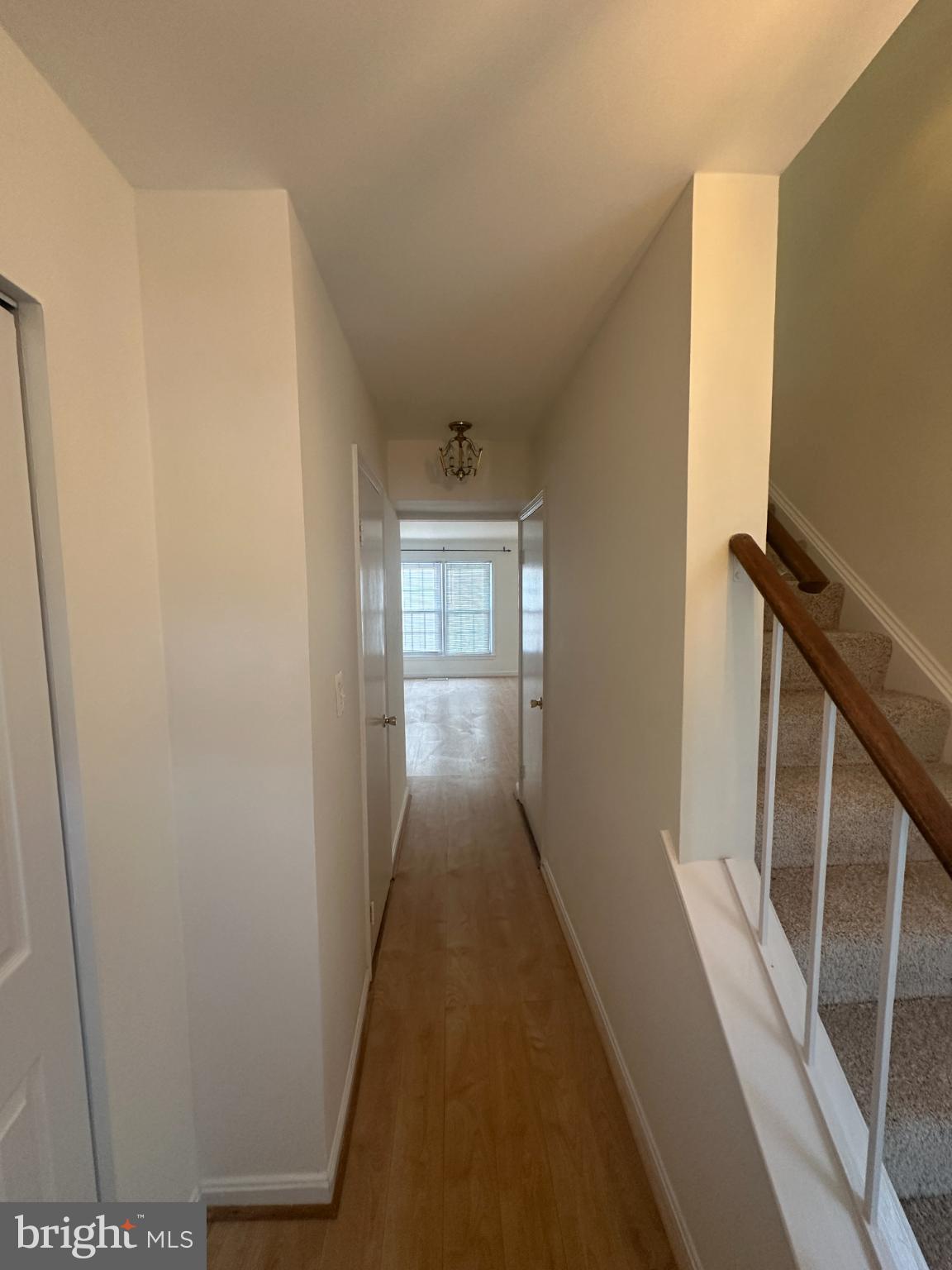 COUNTRY CREEK - Residential Lease