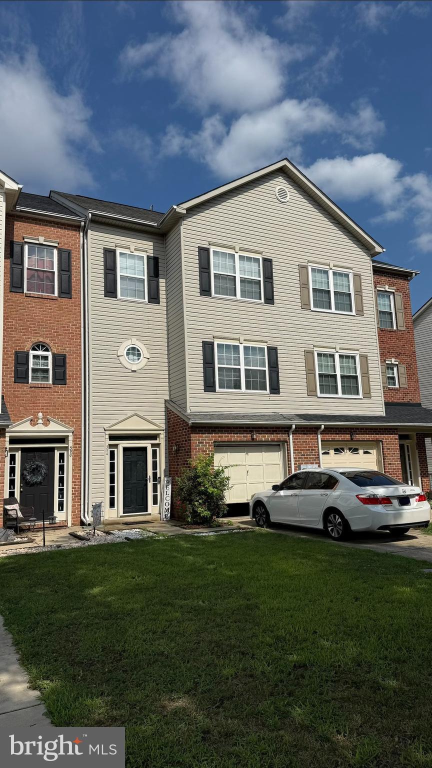 394 CAMBRIDGE PLACE