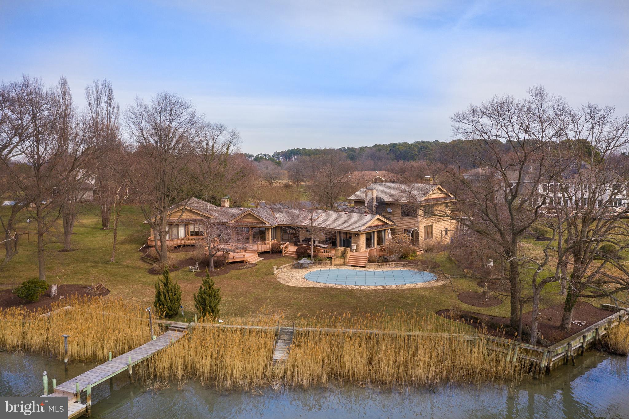 COVE CREEK CLUB - Residential