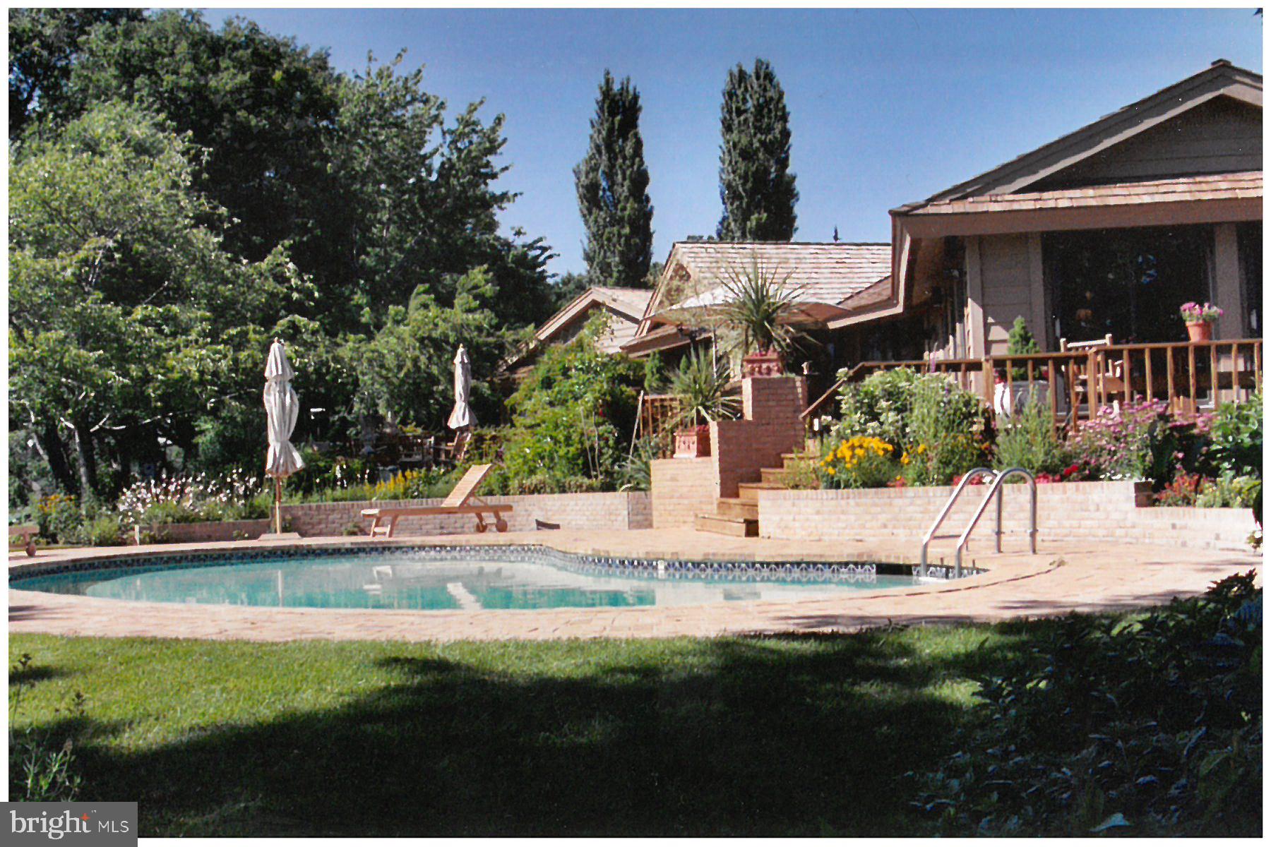 COVE CREEK CLUB - Residential