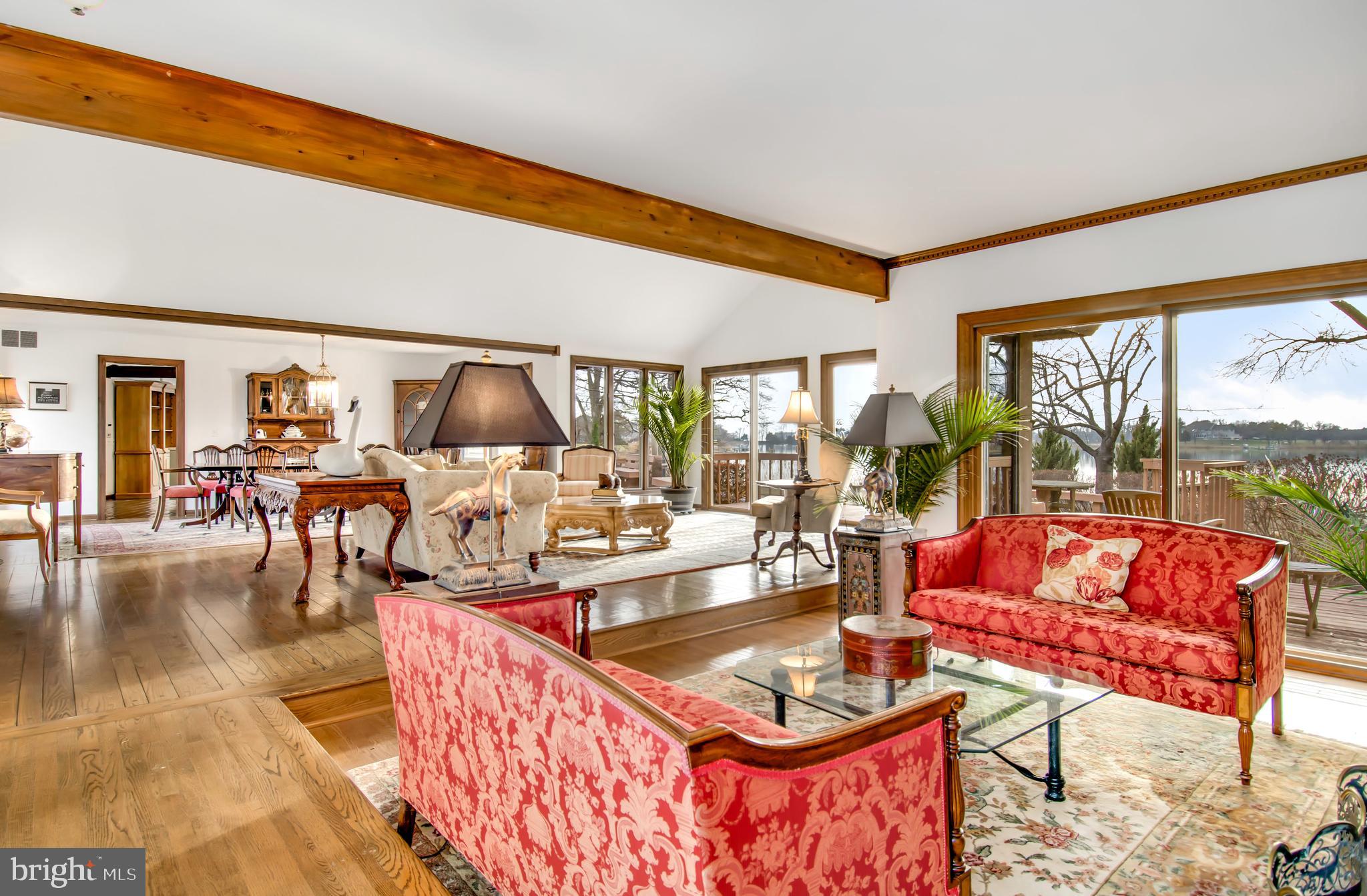 COVE CREEK CLUB - Residential