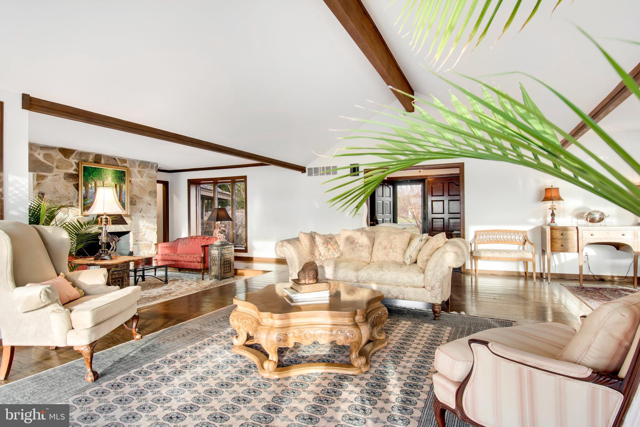 COVE CREEK CLUB - Residential